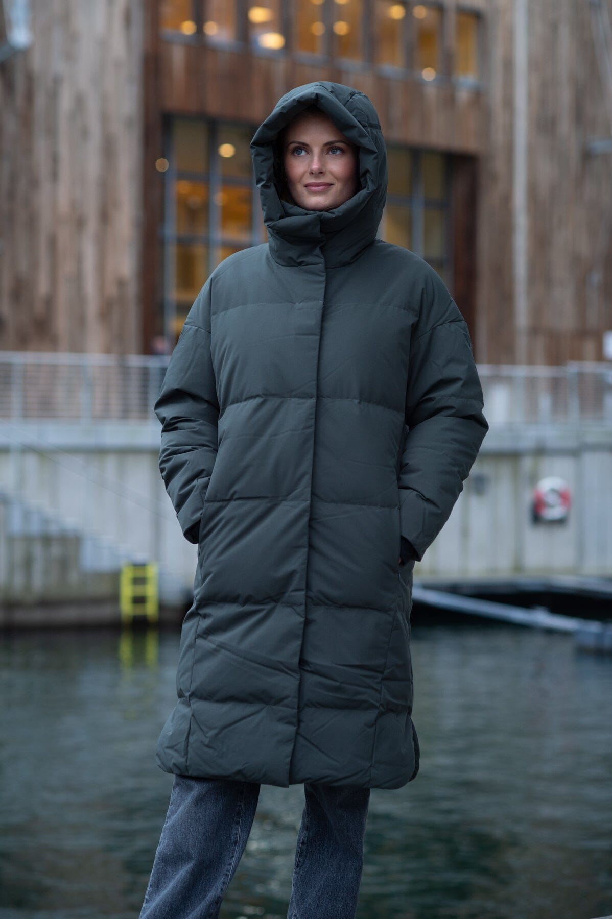 Scandinavian Edition Swell II Dk Olive Ytterplagg