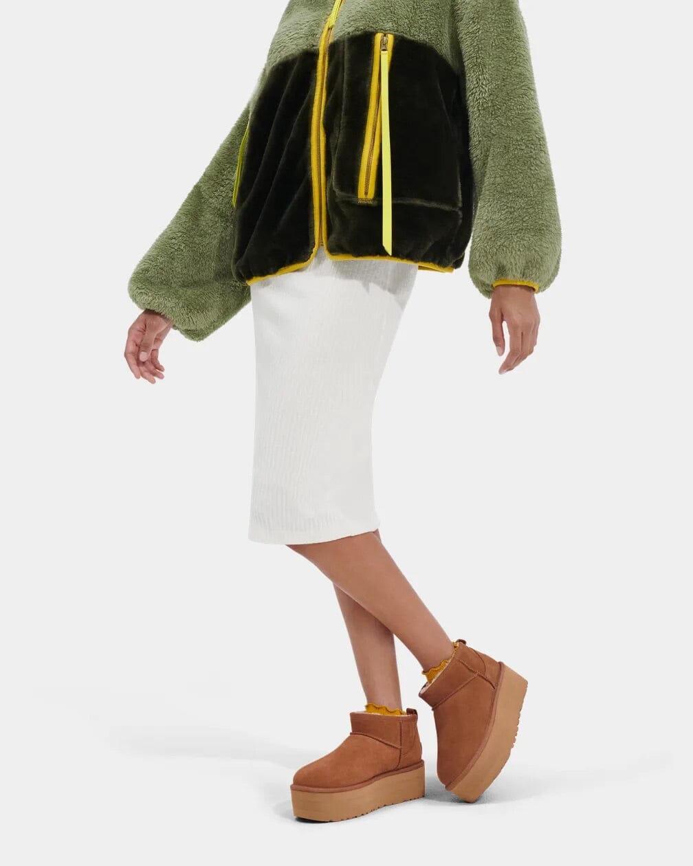 UGG Classic Ultra Mini Platform Chestnut Sko