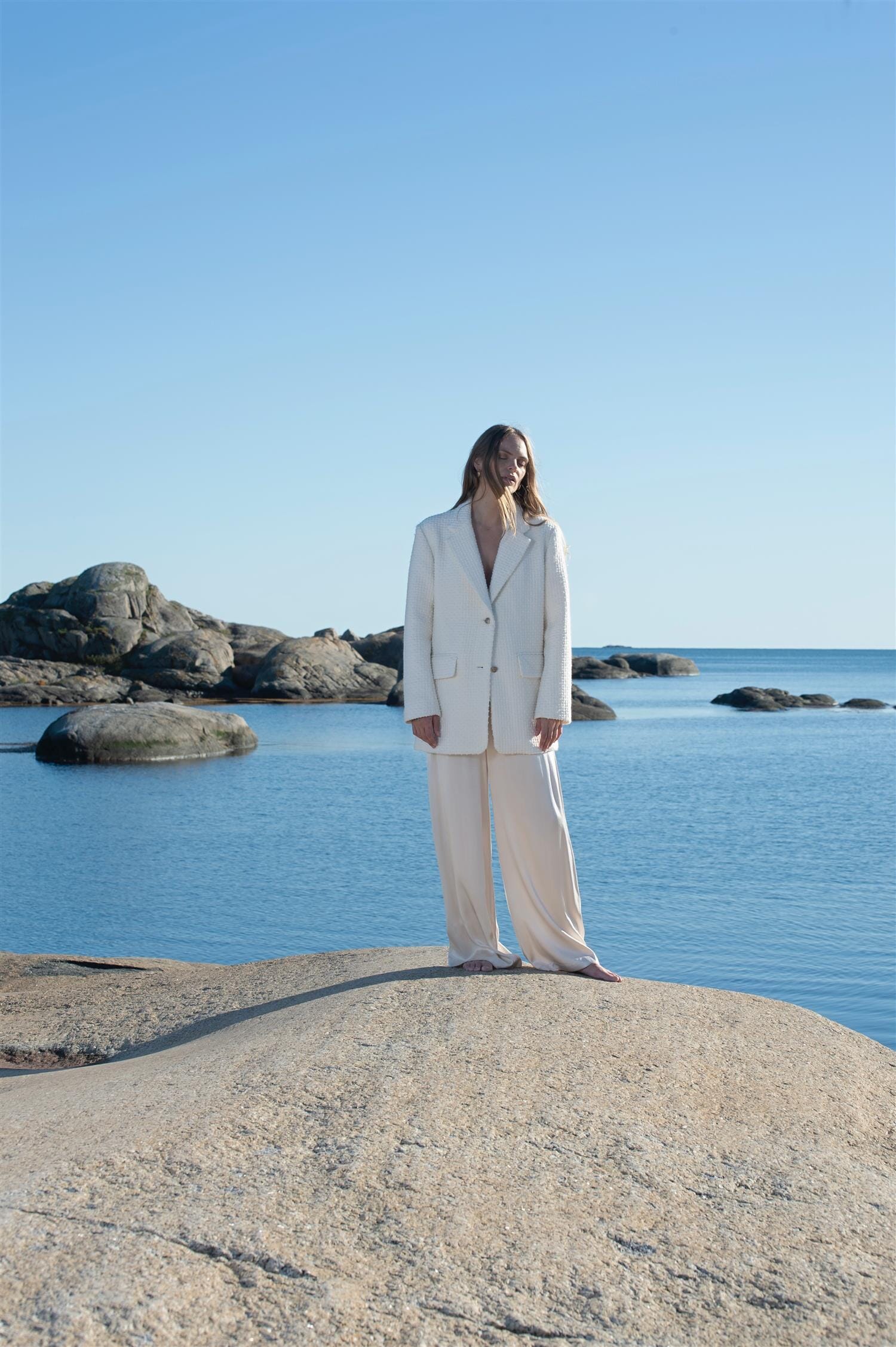 ArnieSays: Sawyer Bouclé Tweed Offwhite Jakke
