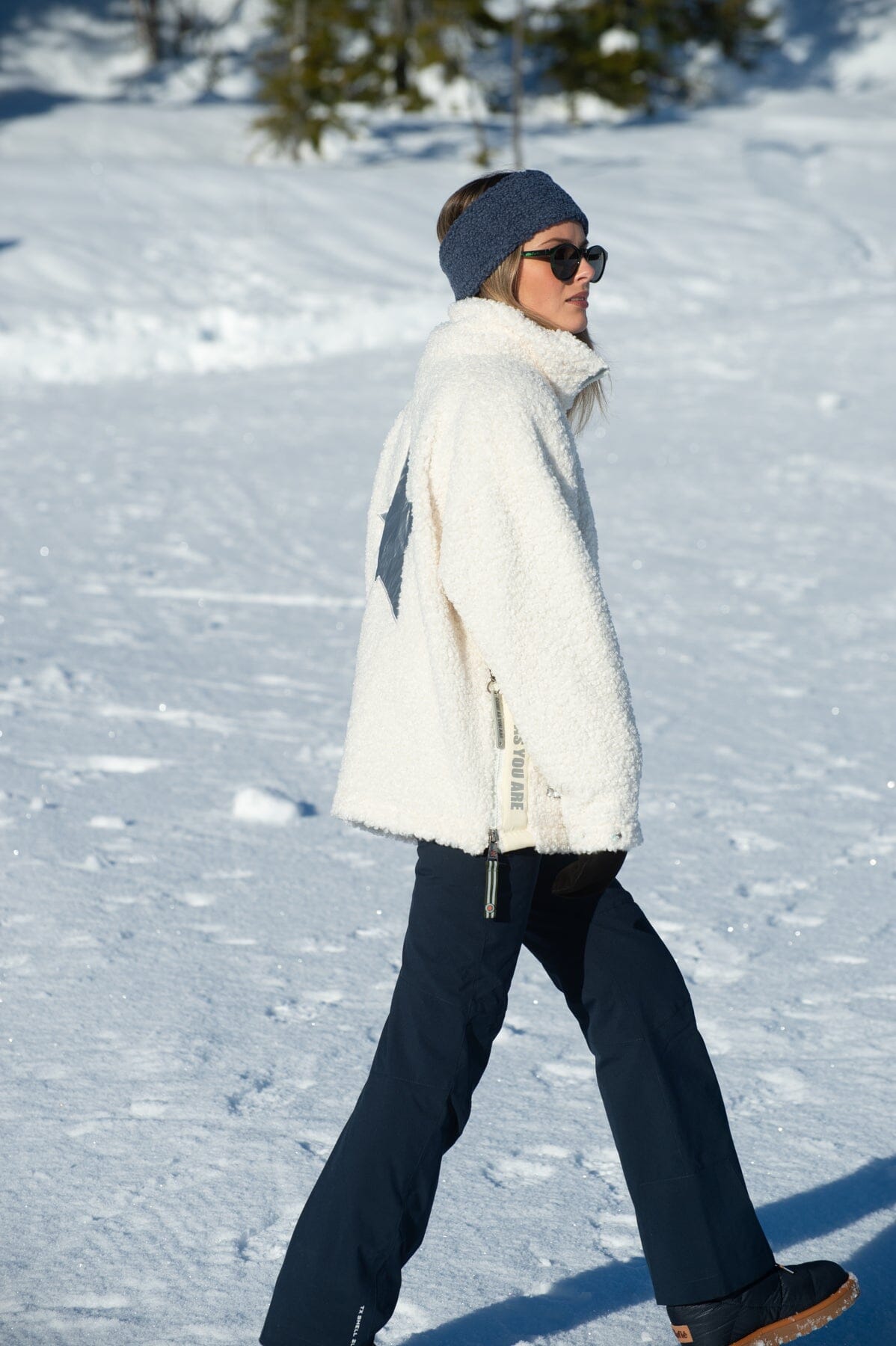 CAYA Lyngvær White Ytterplagg