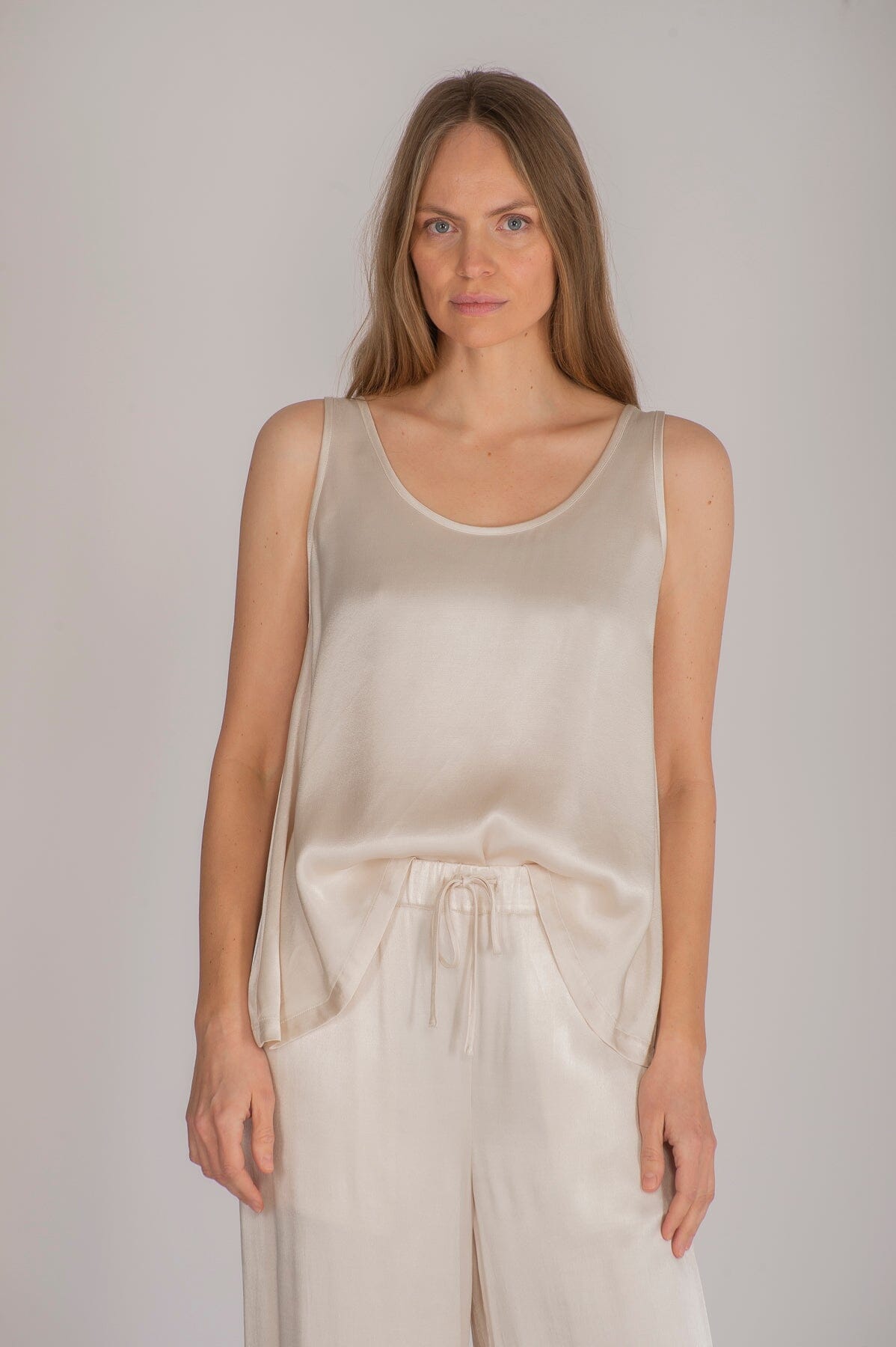 ArnieSays: Love Satin Sand Topp