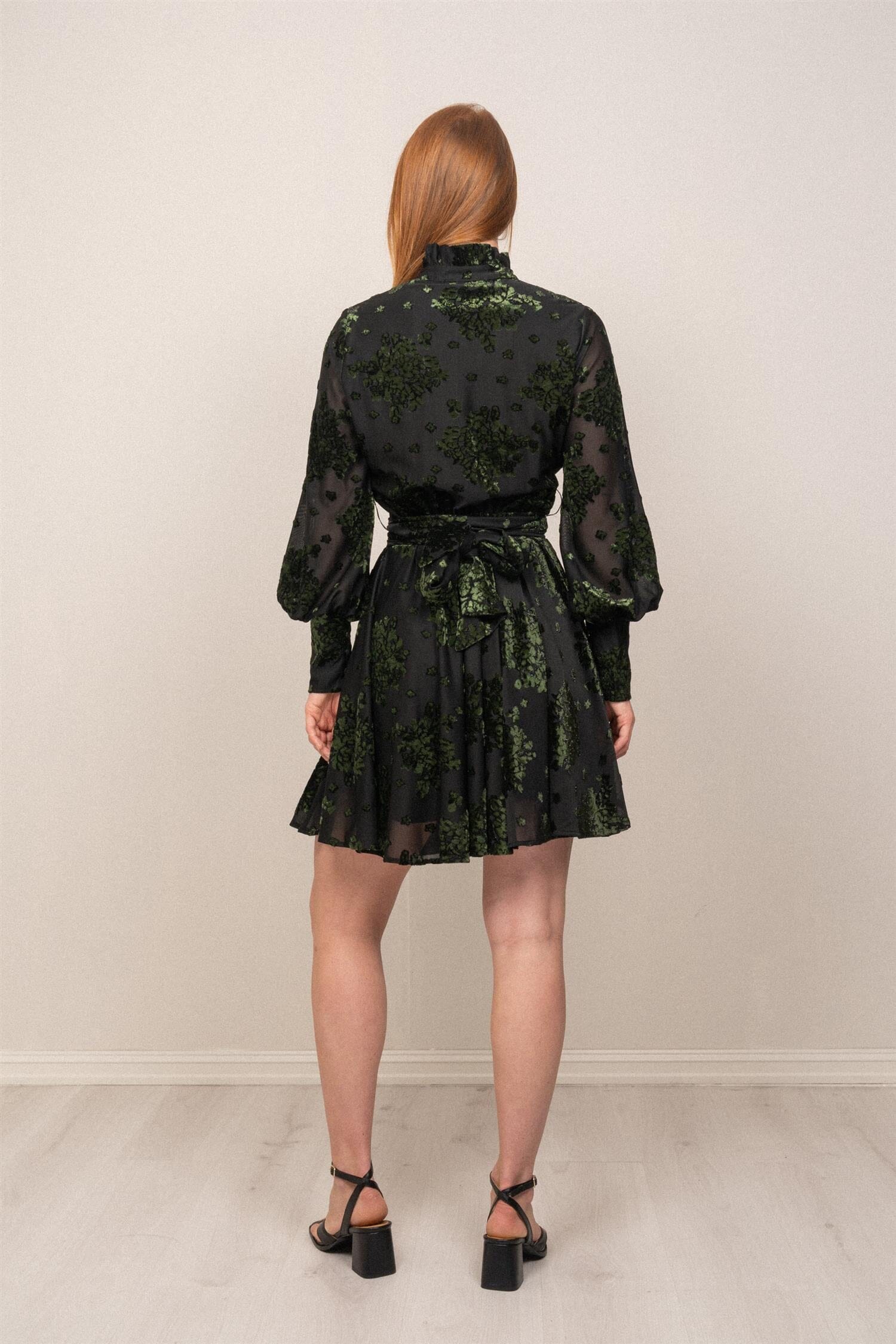 OSMINE af nor Saga Velvet Flower Dress Green Winter Velvet Kjole