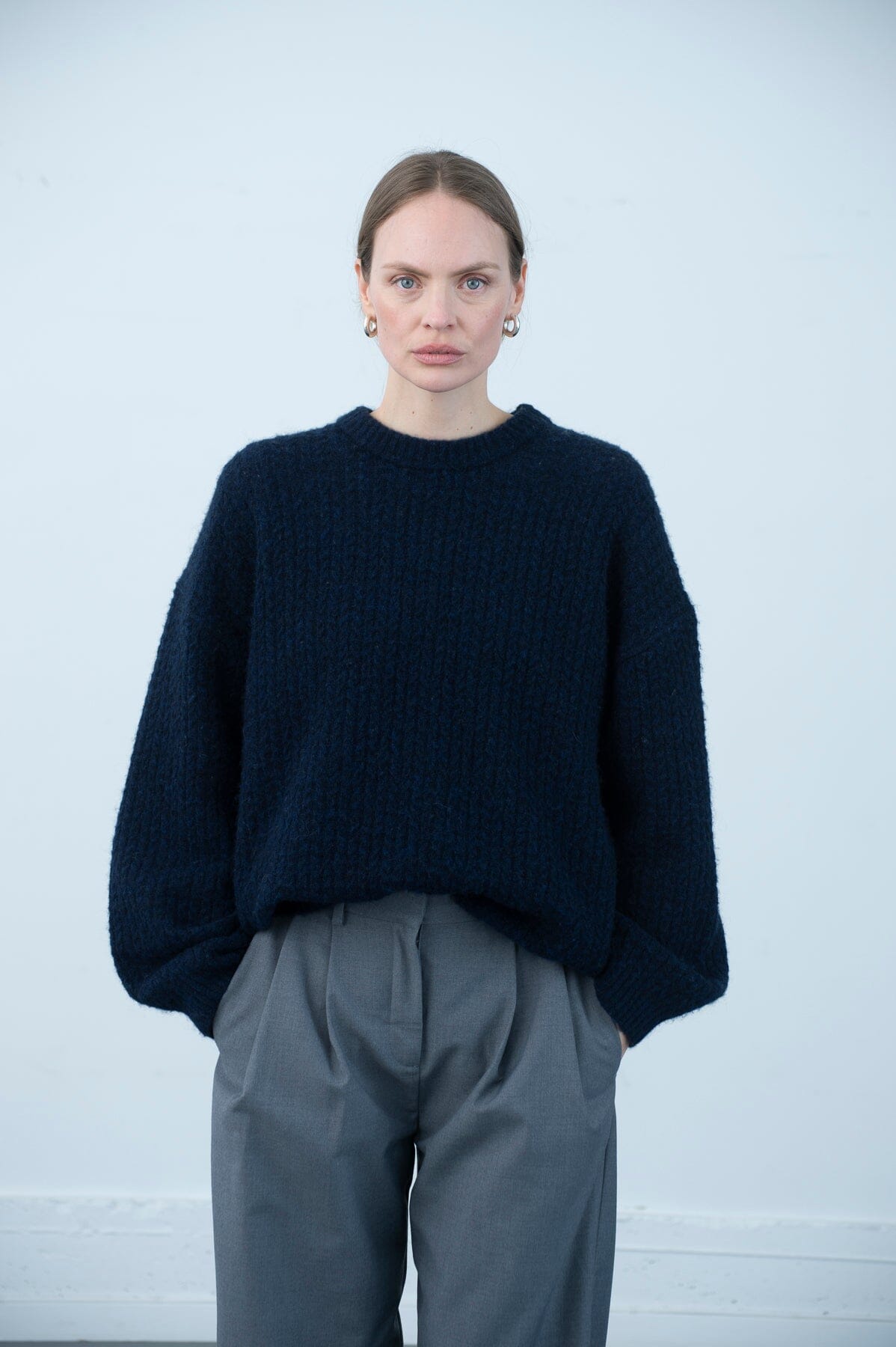 ArnieSays: Magalie Dk Navy Genser