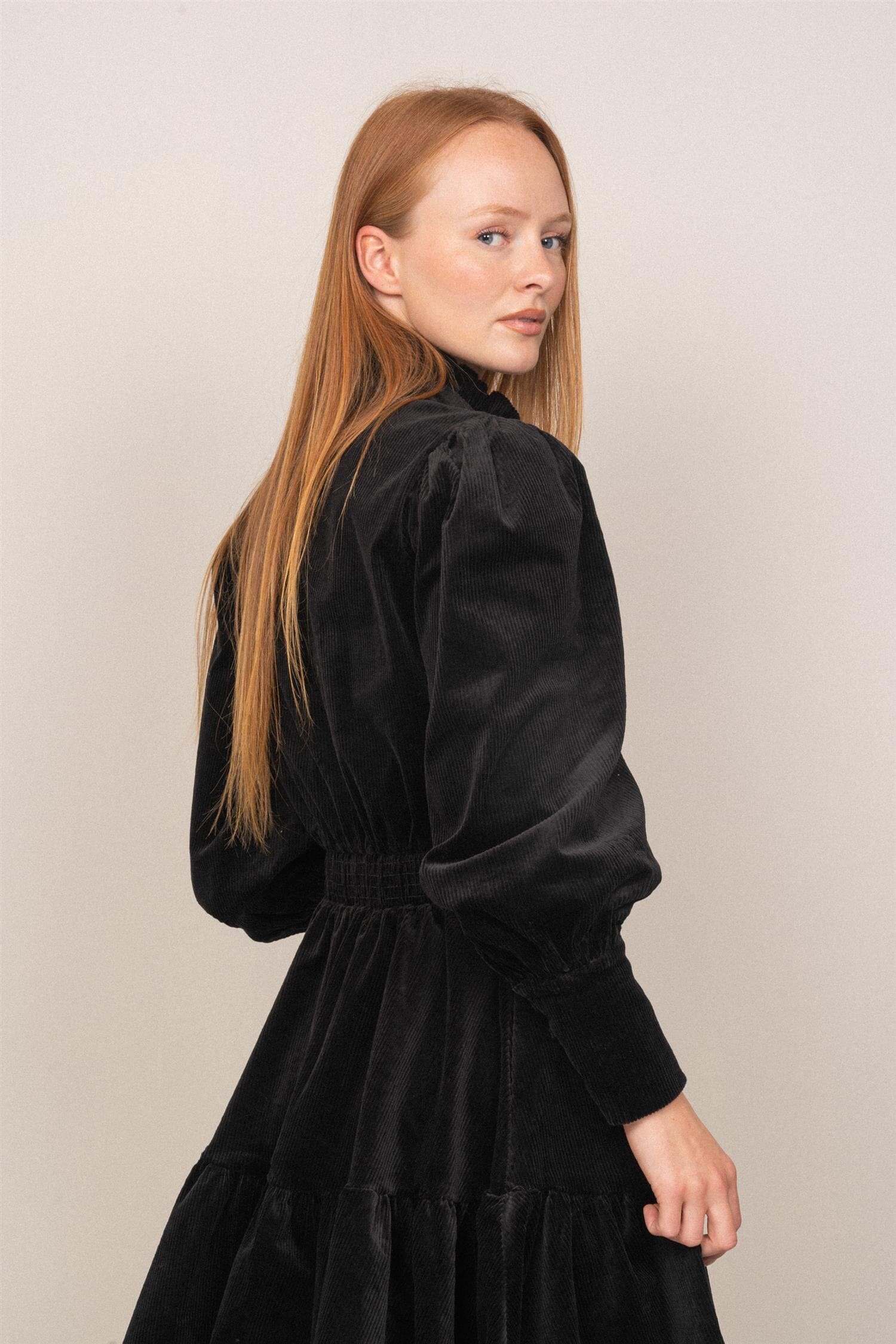 OSMINE af nor Liv Cord Dress Black Kjole