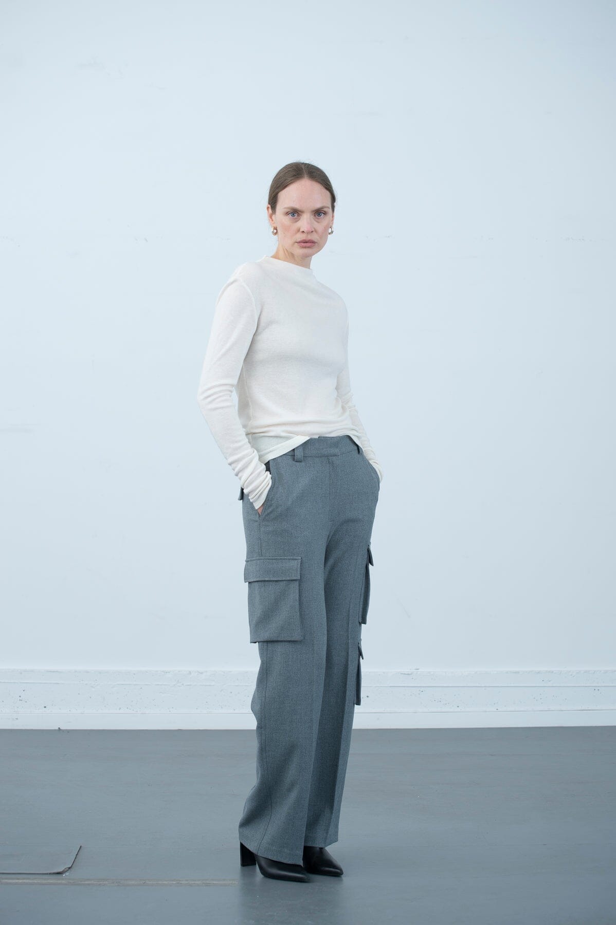 ArnieSays: Amina Wool Blend Offwhite T-shirt