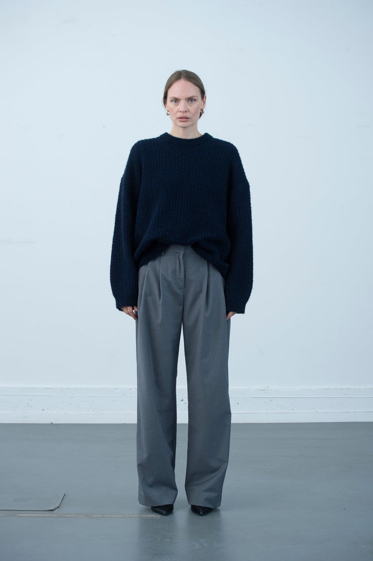 ArnieSays: Magalie Dk Navy Genser
