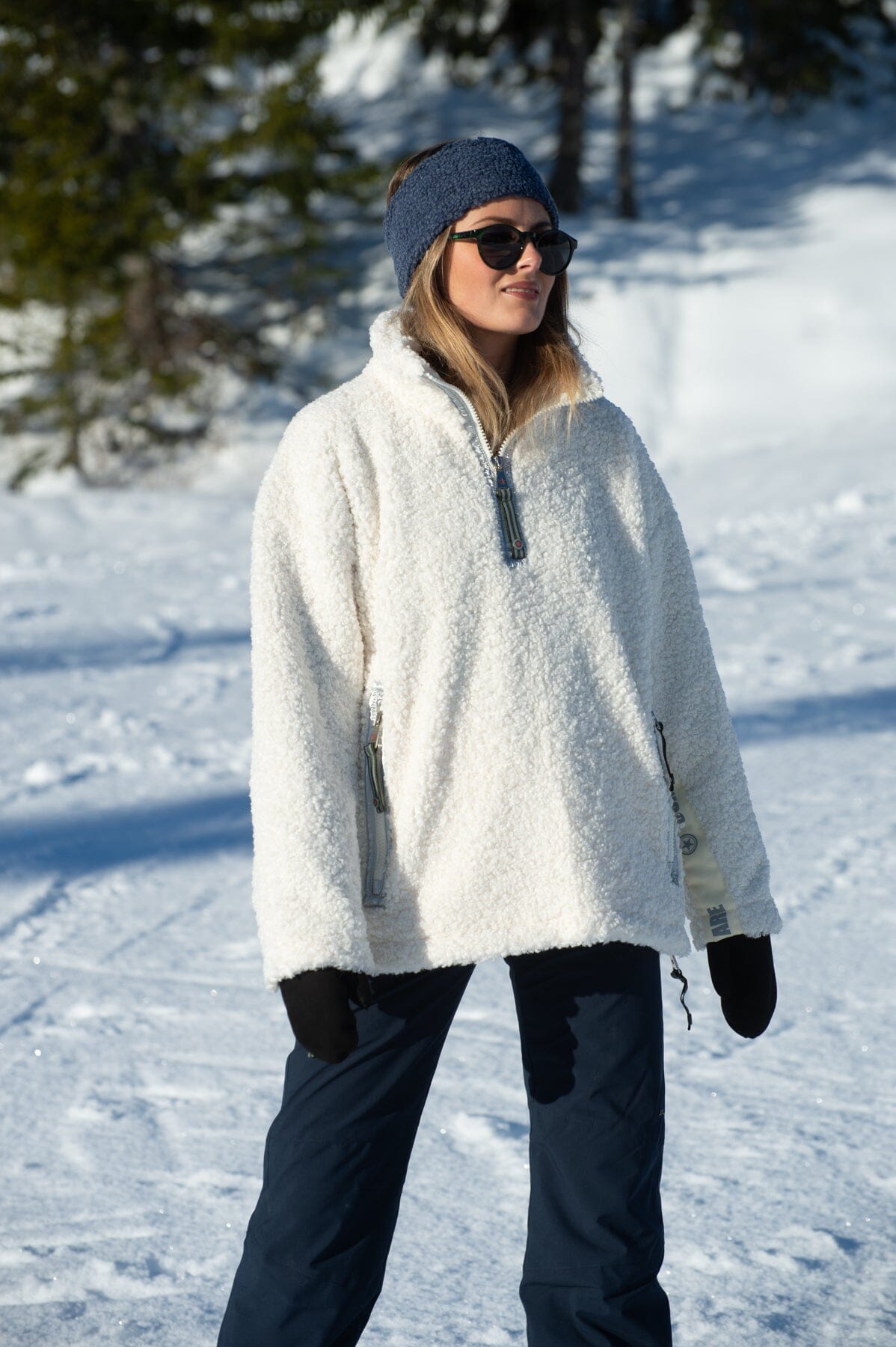 CAYA Lyngvær White Ytterplagg