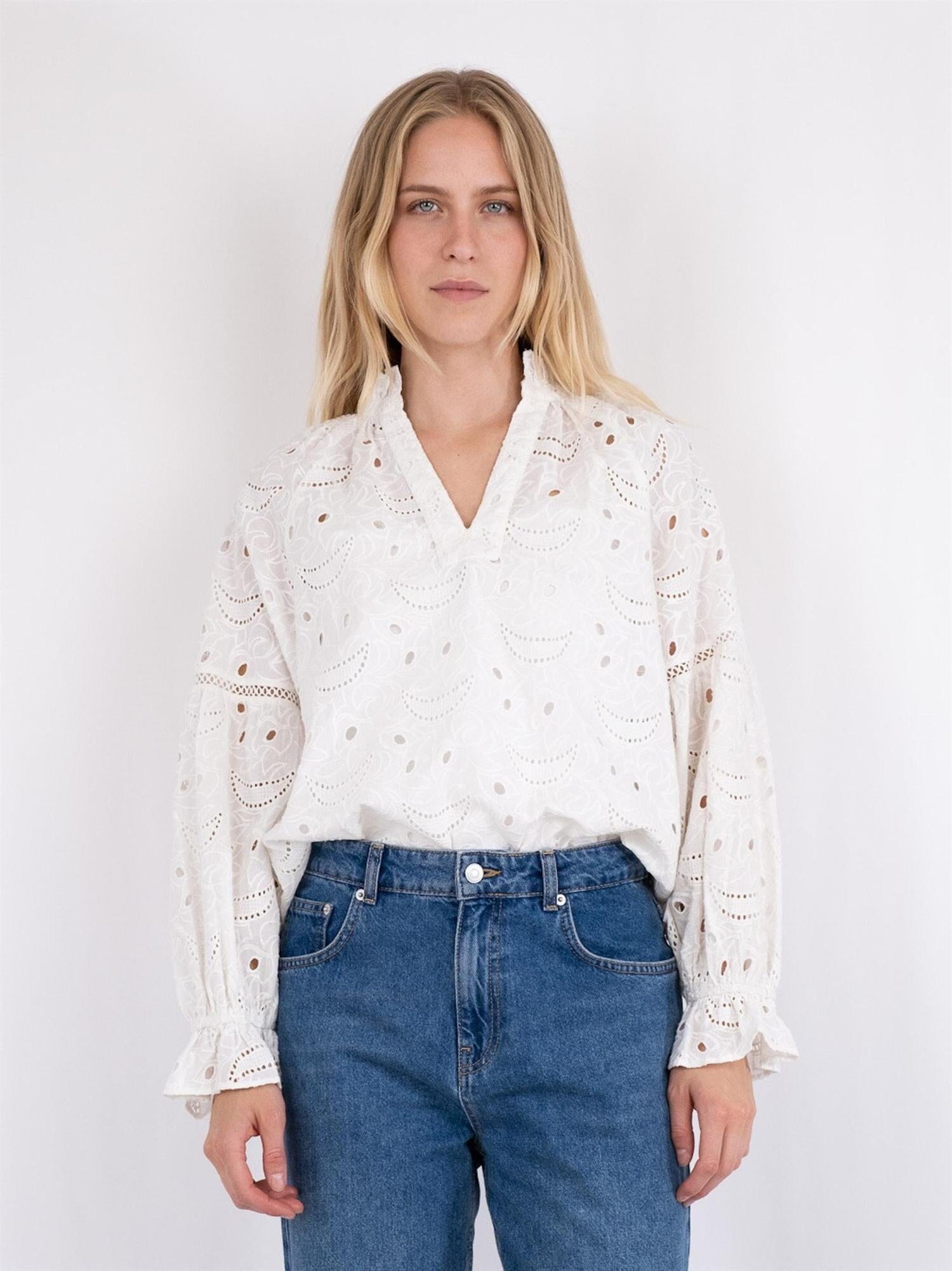 Neo Noir Micah Emb Blouse White Bluse