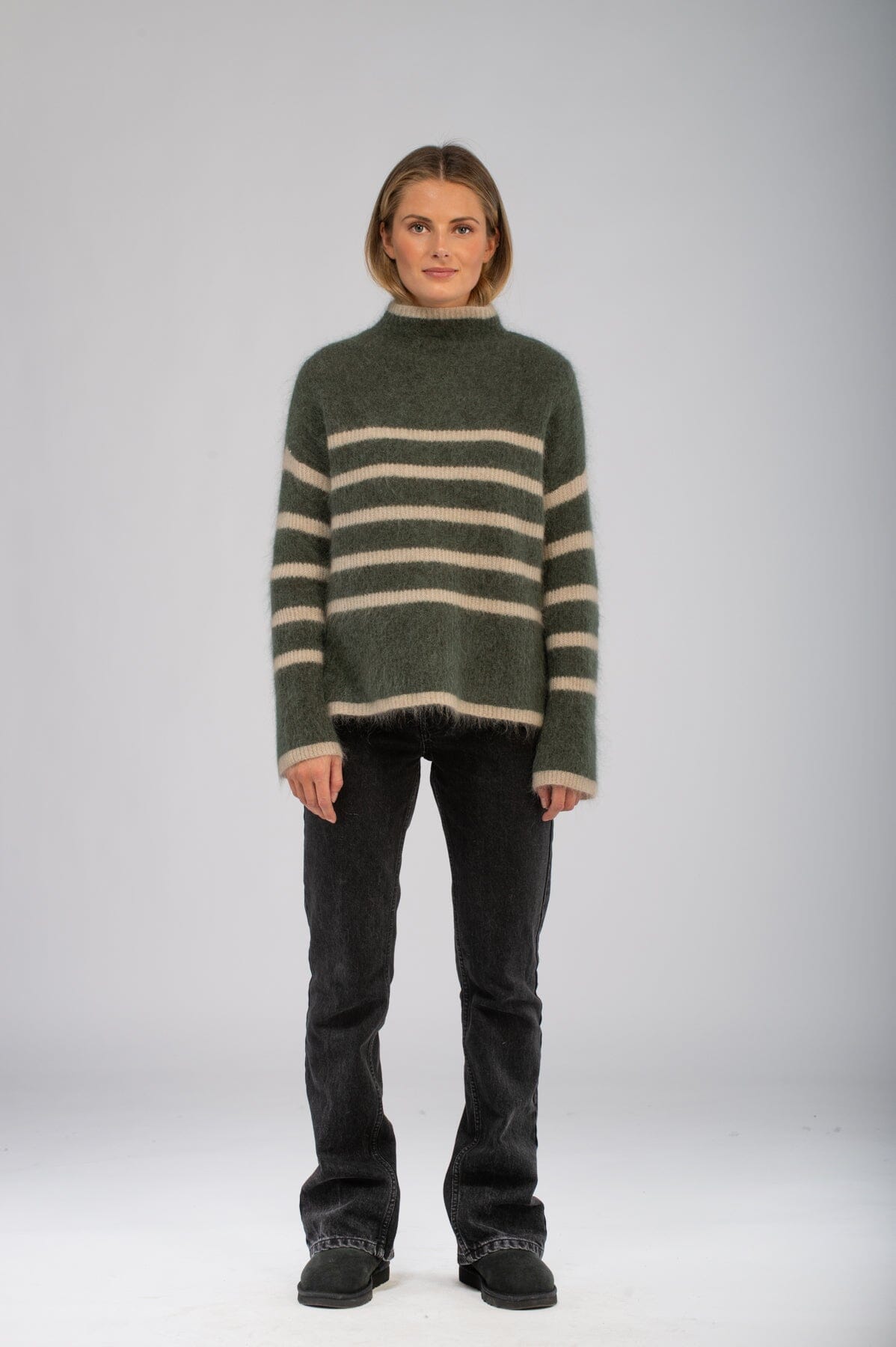 Second Female Ovalis Knit T-Neck Kambaba Genser