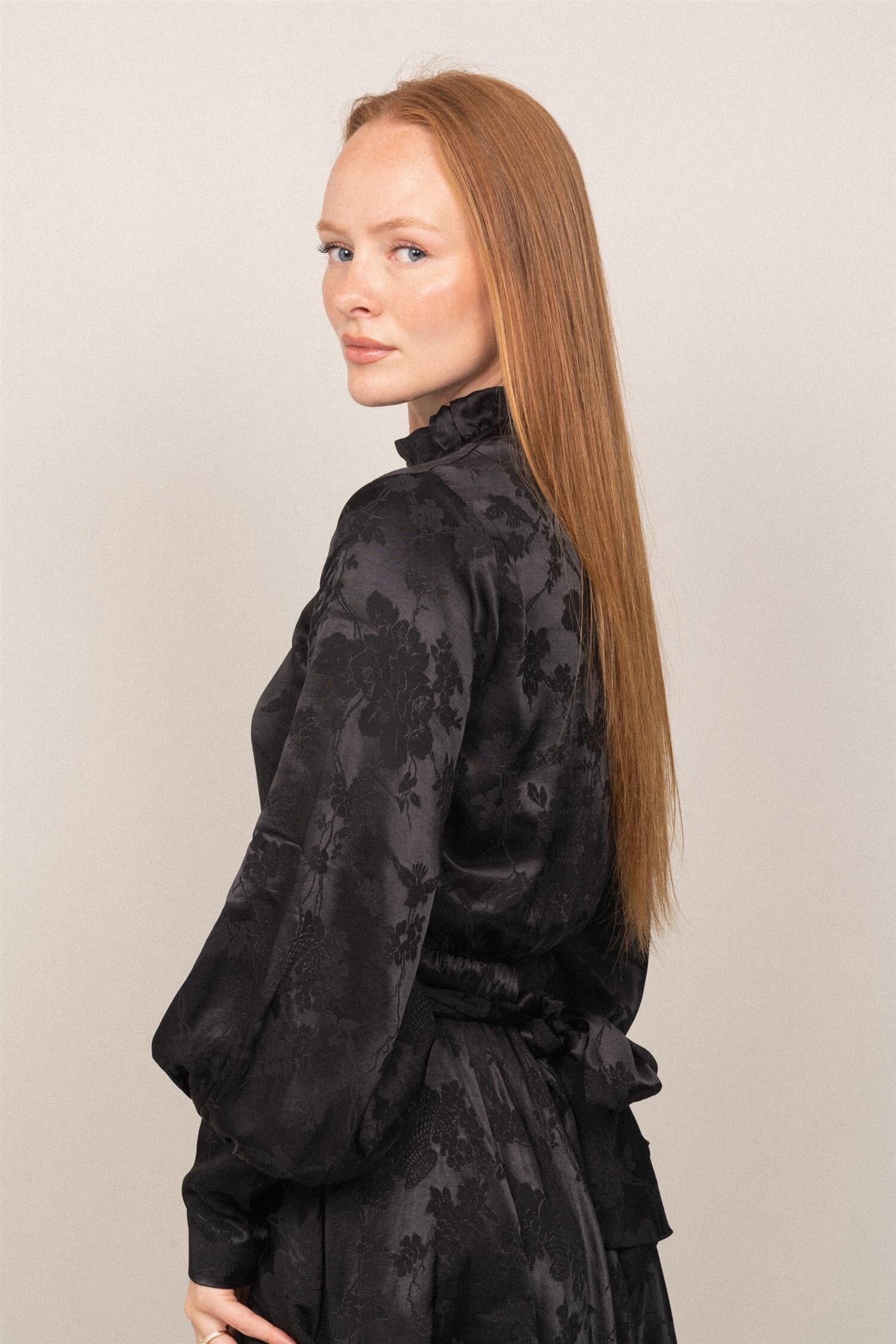 OSMINE af nor Saga Jacquard Dress Black Kjole
