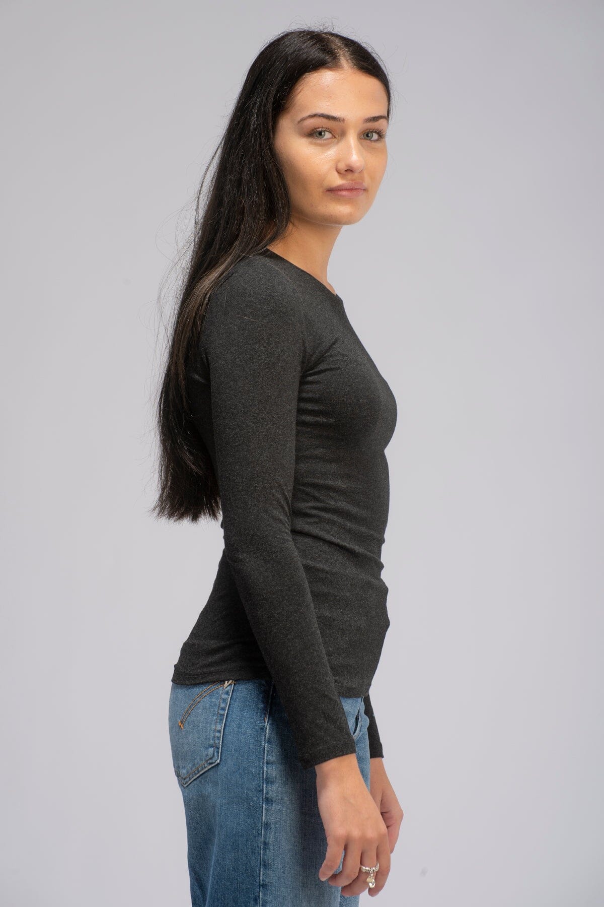 Majestic Filatures Viscose Long-Sleeve Round-Neck Anthracite T-shirt