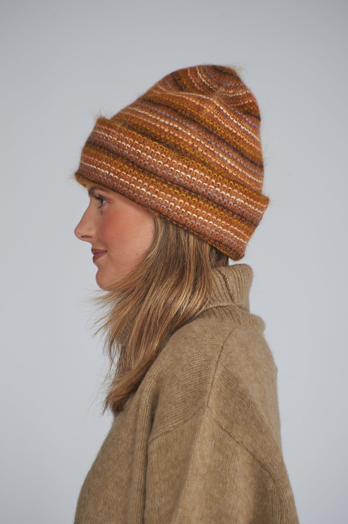 ArnieSays: Binx Stripe Rust Multi Hodeplagg