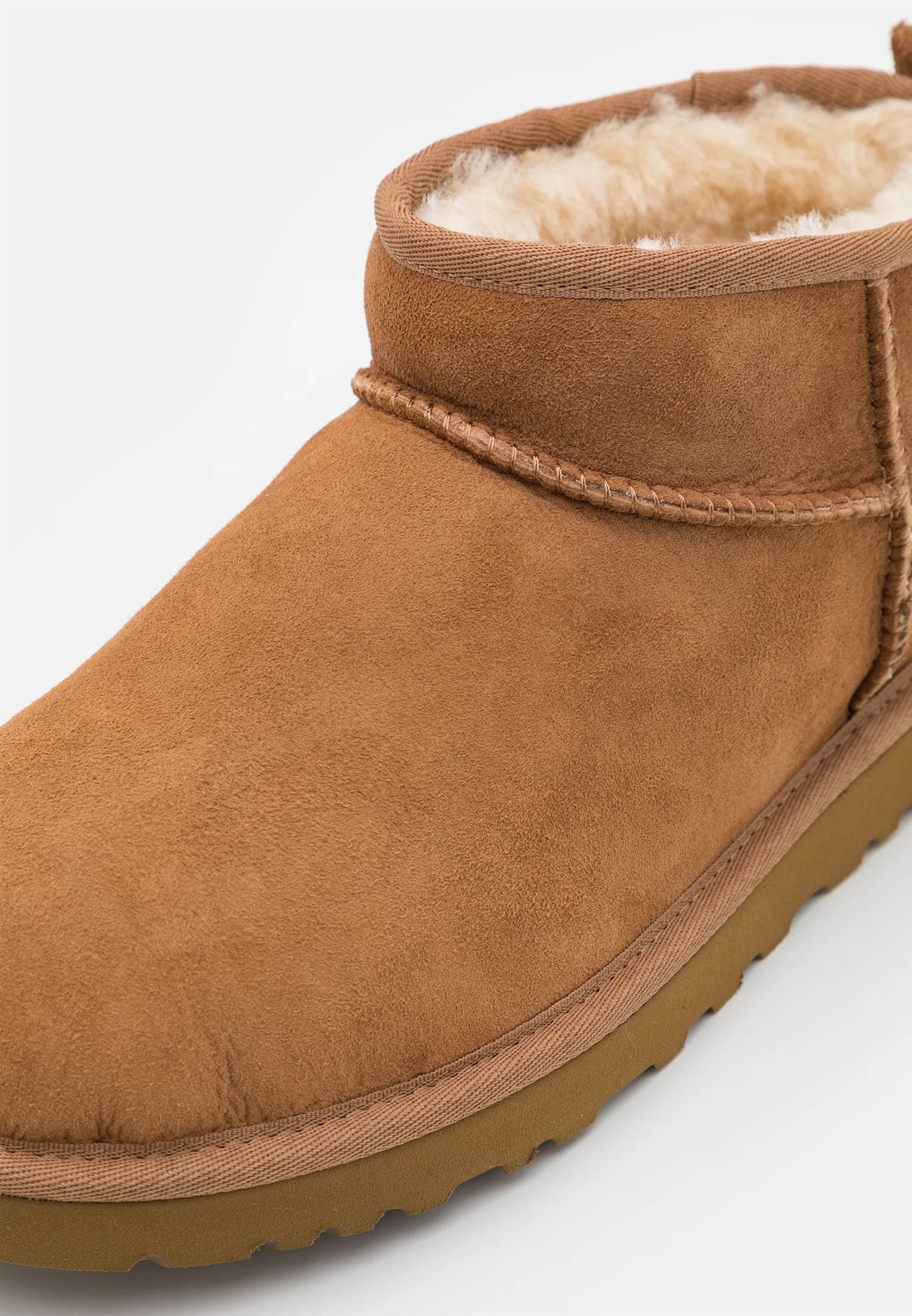 UGG Classic Ultra Mini Chestnut Sko