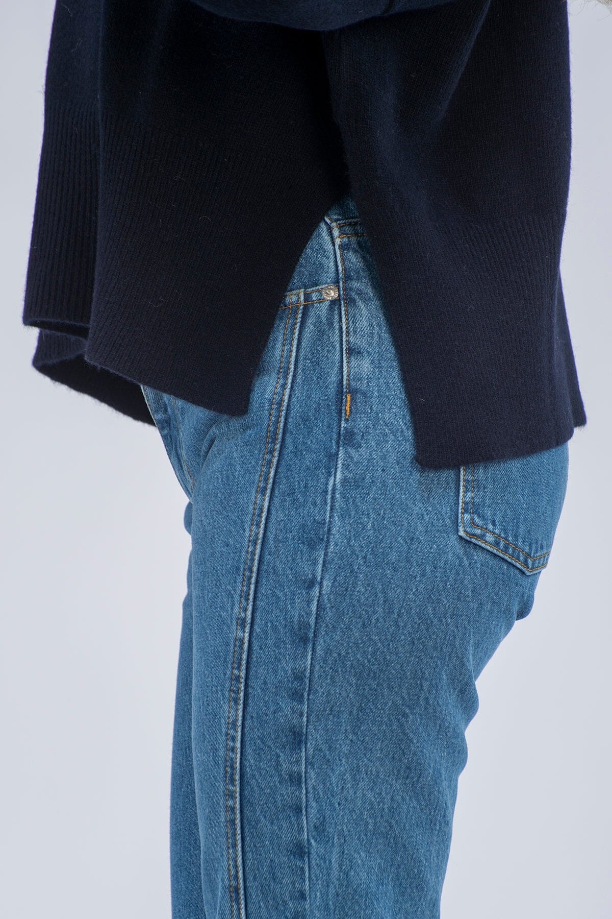 ArnieSays: Mandy Dk Navy Genser