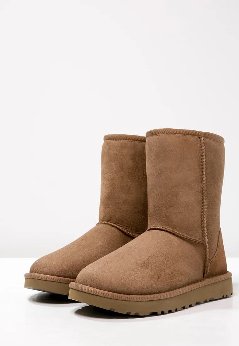 UGG Classic Short II Chestnut Sko