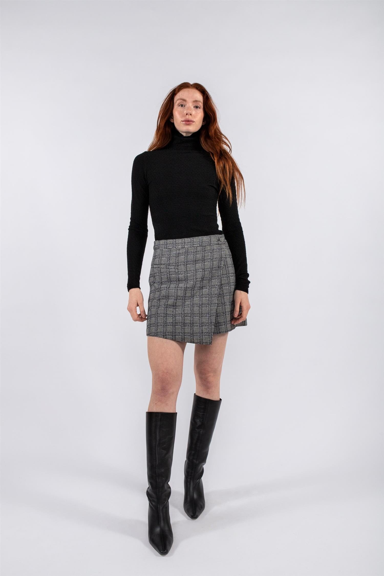 Maud Iben Skirt Black Check Skjørt
