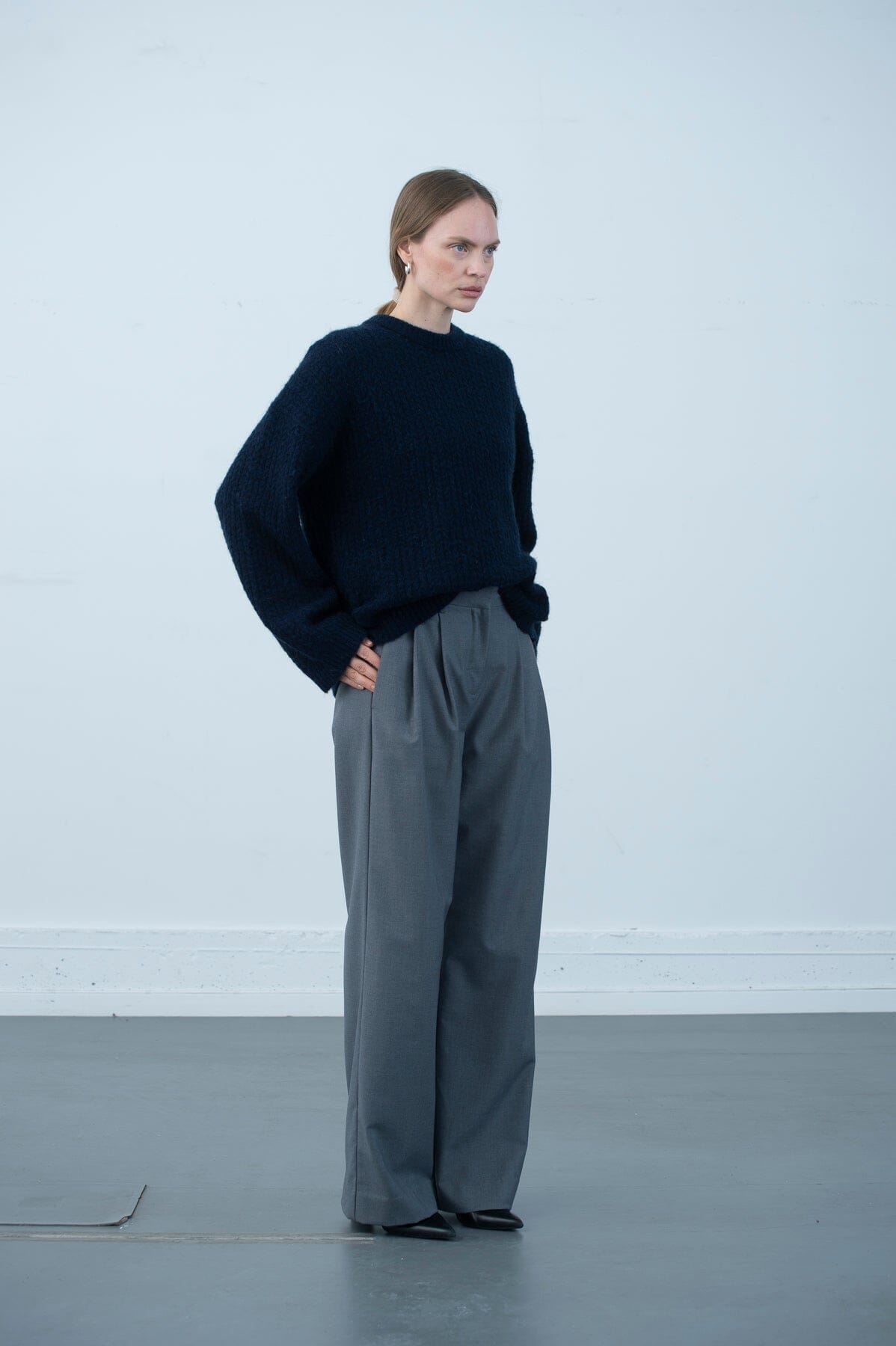 ArnieSays: Magalie Dk Navy Genser