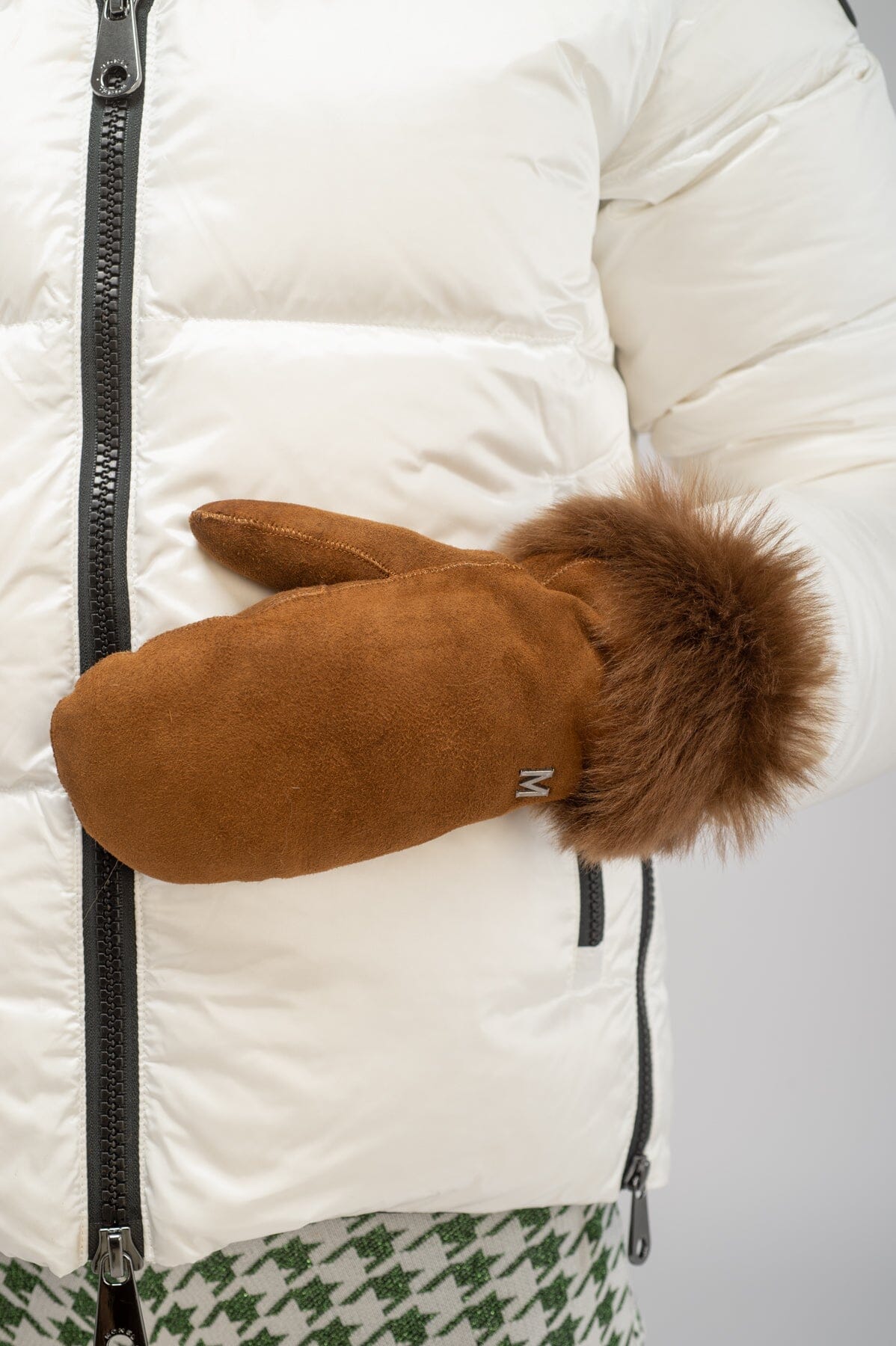 Monel Sara Mitten Toscana Lamb Chestnut Tilbehør