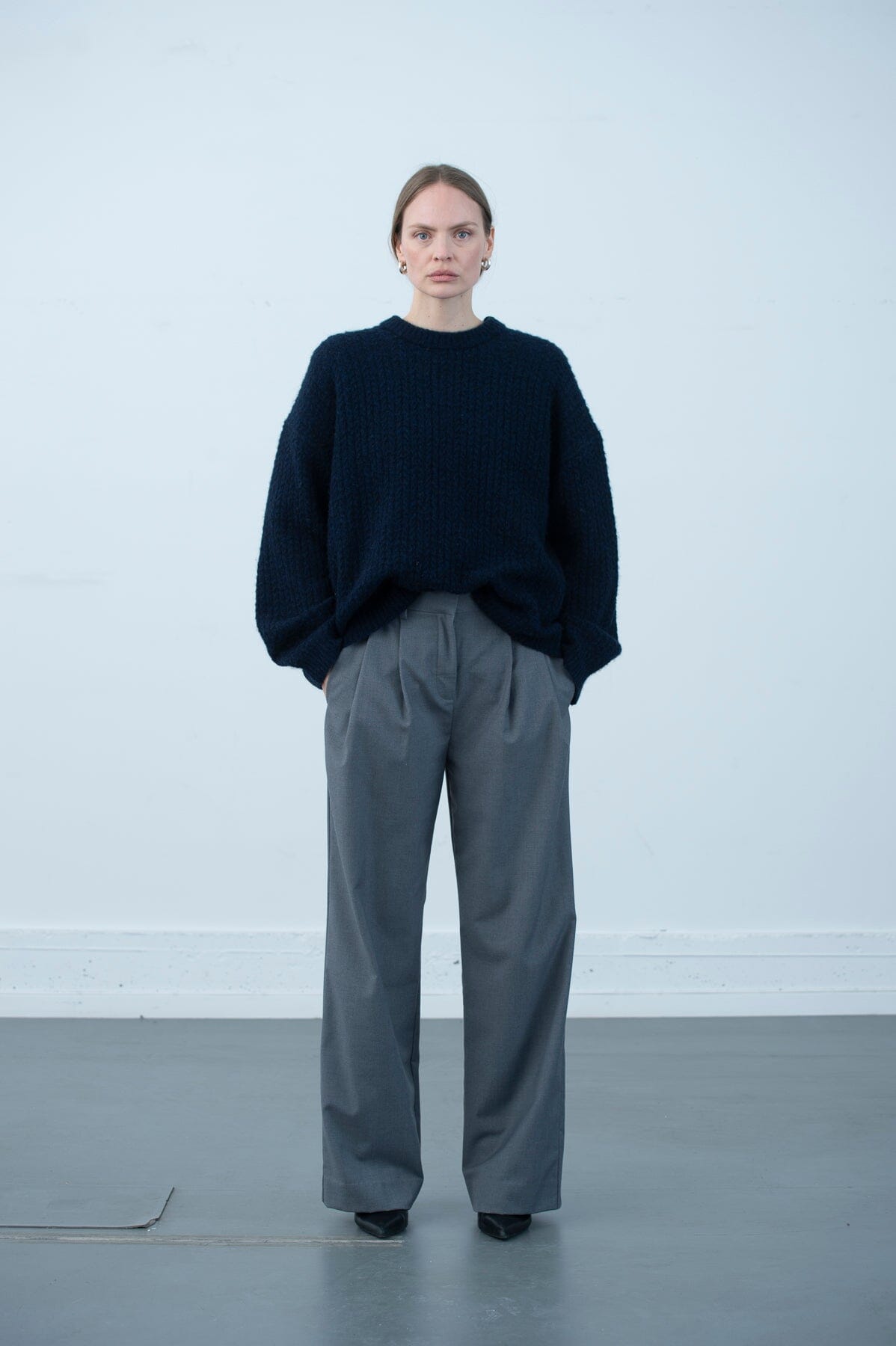 ArnieSays: Magalie Dk Navy Genser