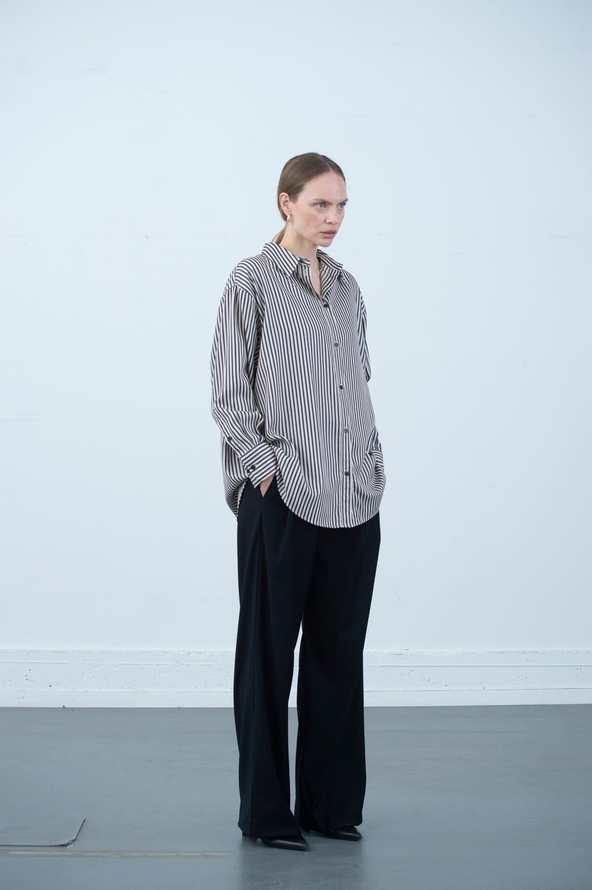 ArnieSays: Casey Tencel Black Stripe Skjorte
