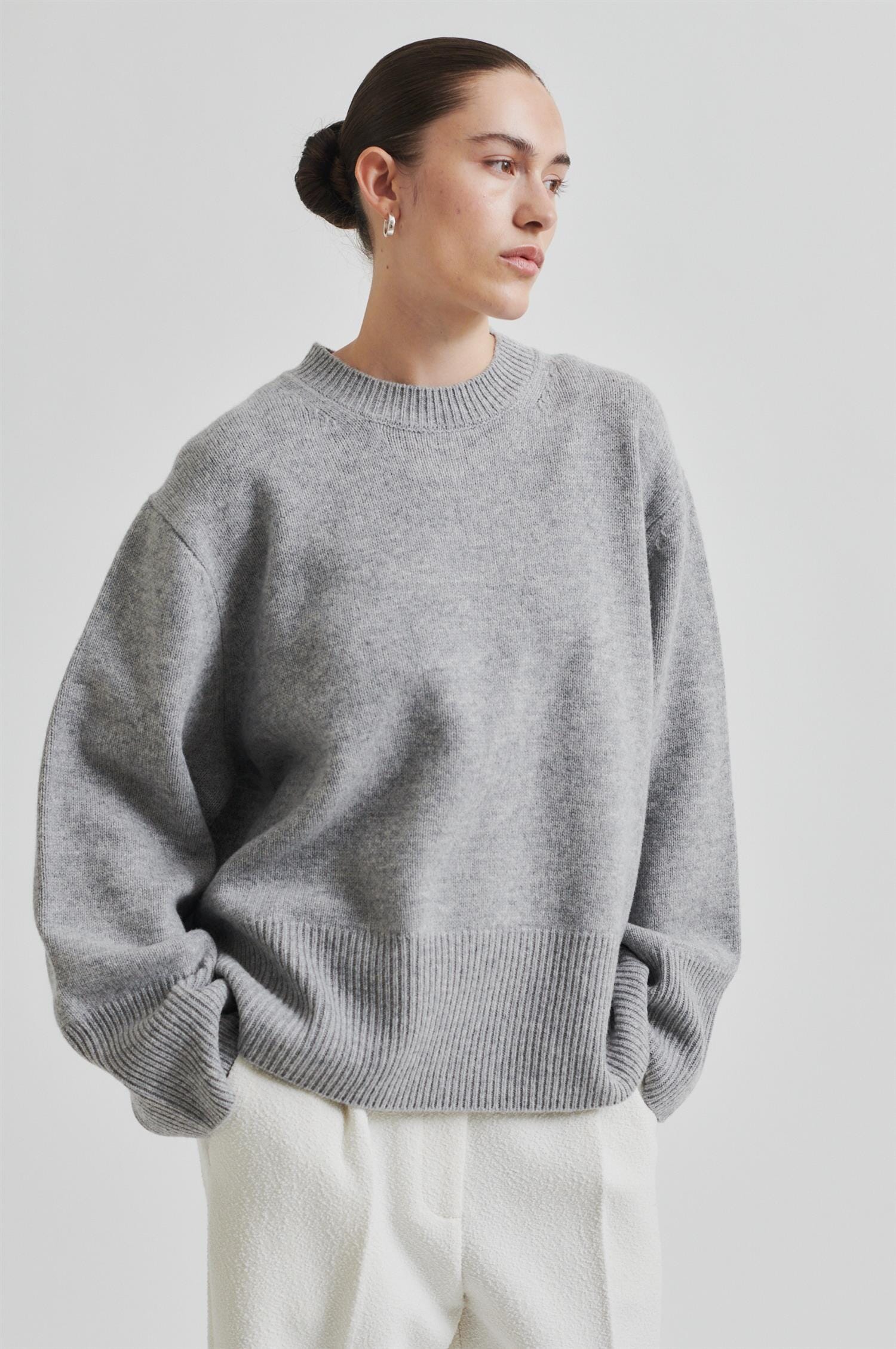 Second Female Alpha Knit O-Neck Grey Melange Genser
