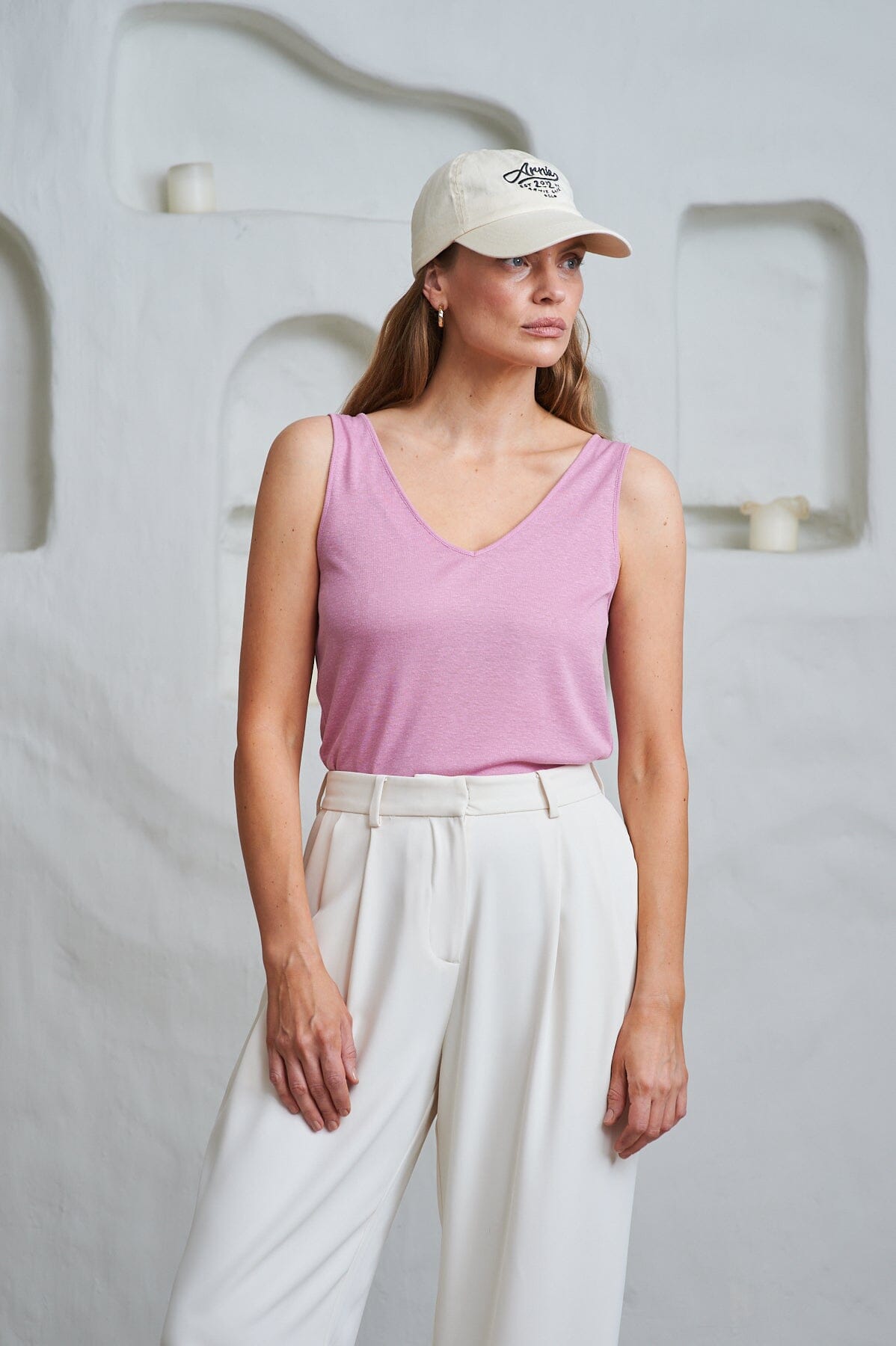 ArnieSays: Jasmien Linen Pink T-shirt