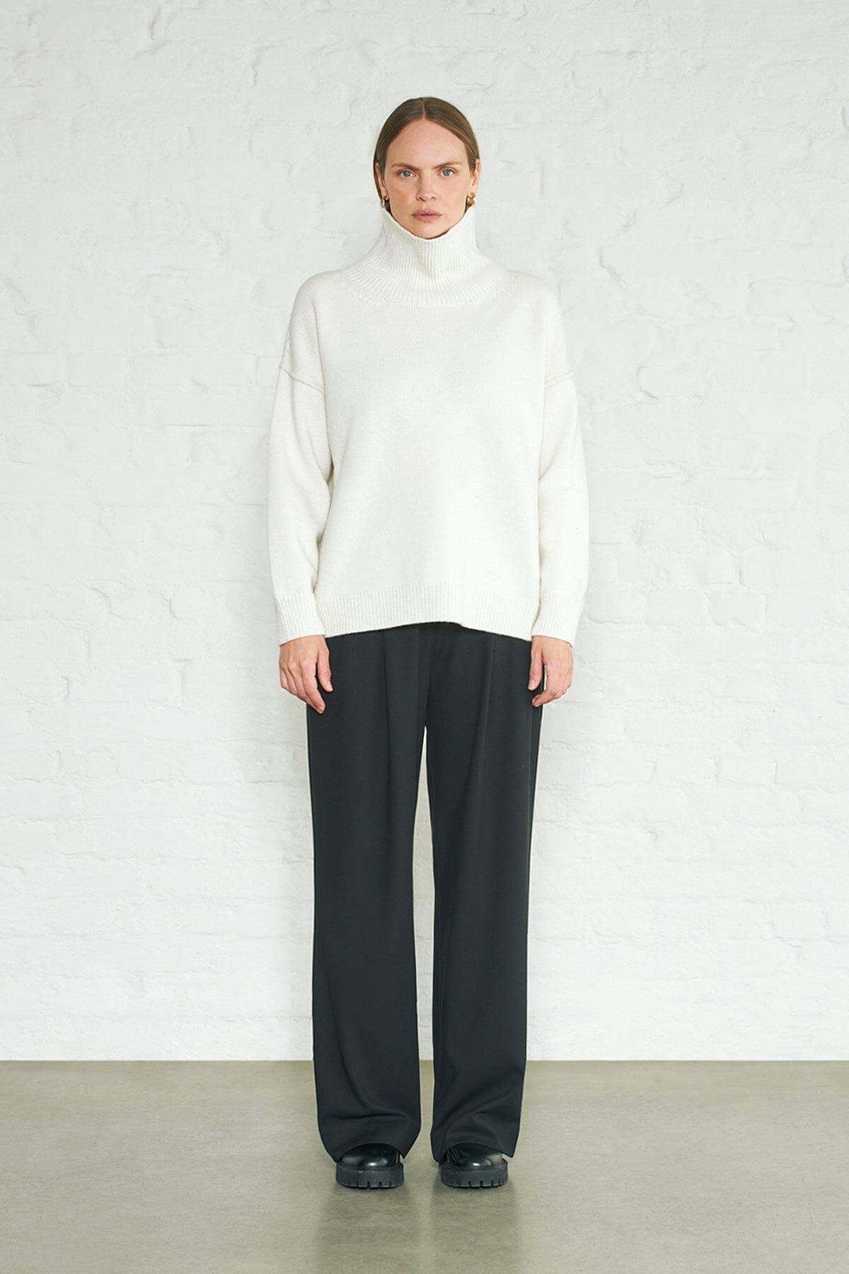 ArnieSays: Cece Offwhite Genser
