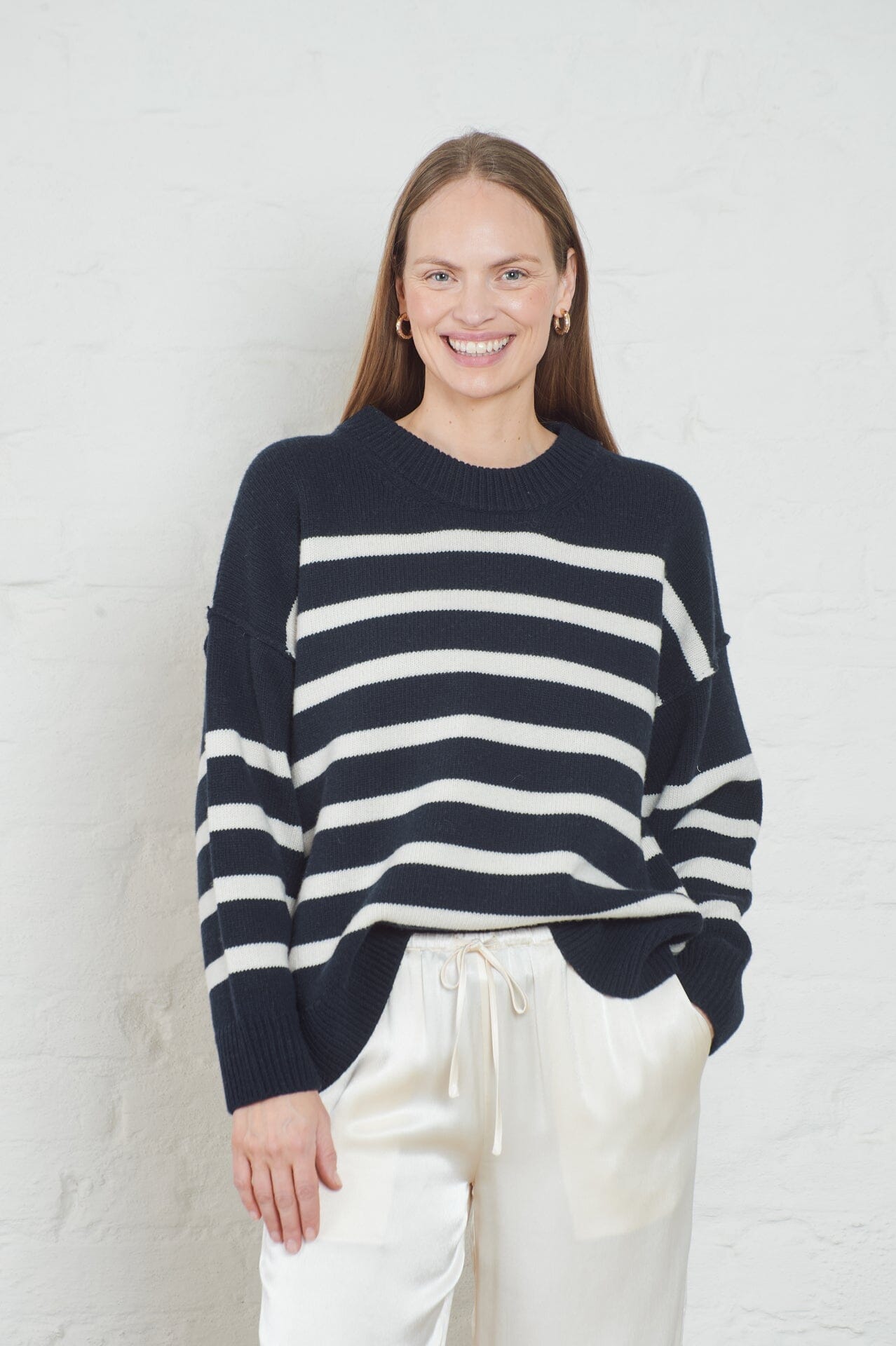 ArnieSays: Kayne Stripe Dk Navy/Offwhite Genser
