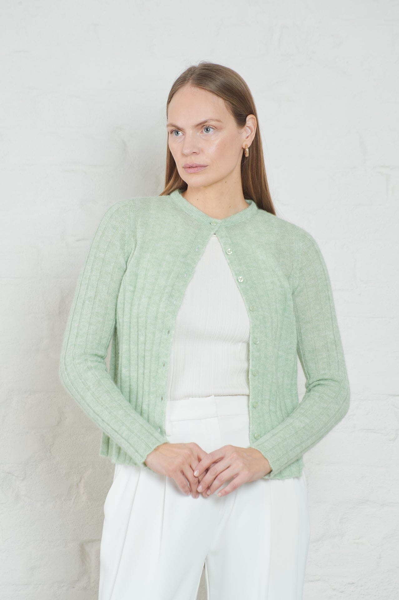ArnieSays: Tati Soft Green Genser