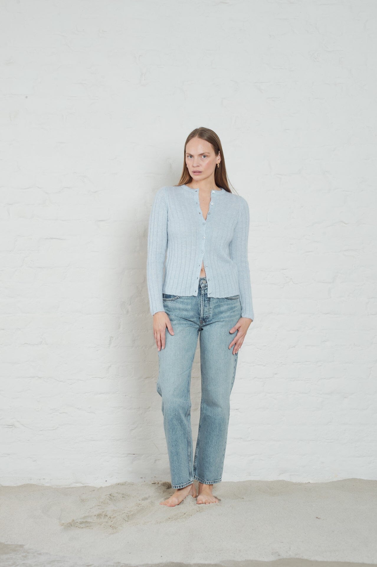 ArnieSays: Tati Ice Blue Genser