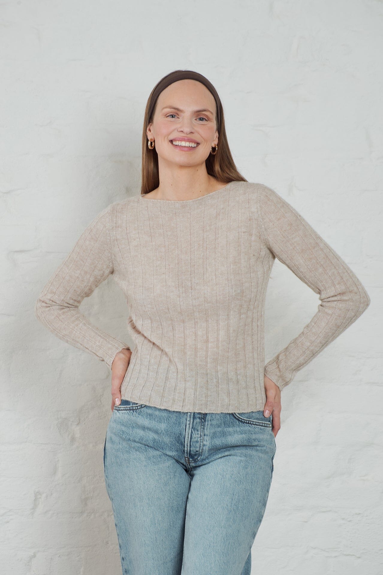 ArnieSays: Lumen Beige Genser