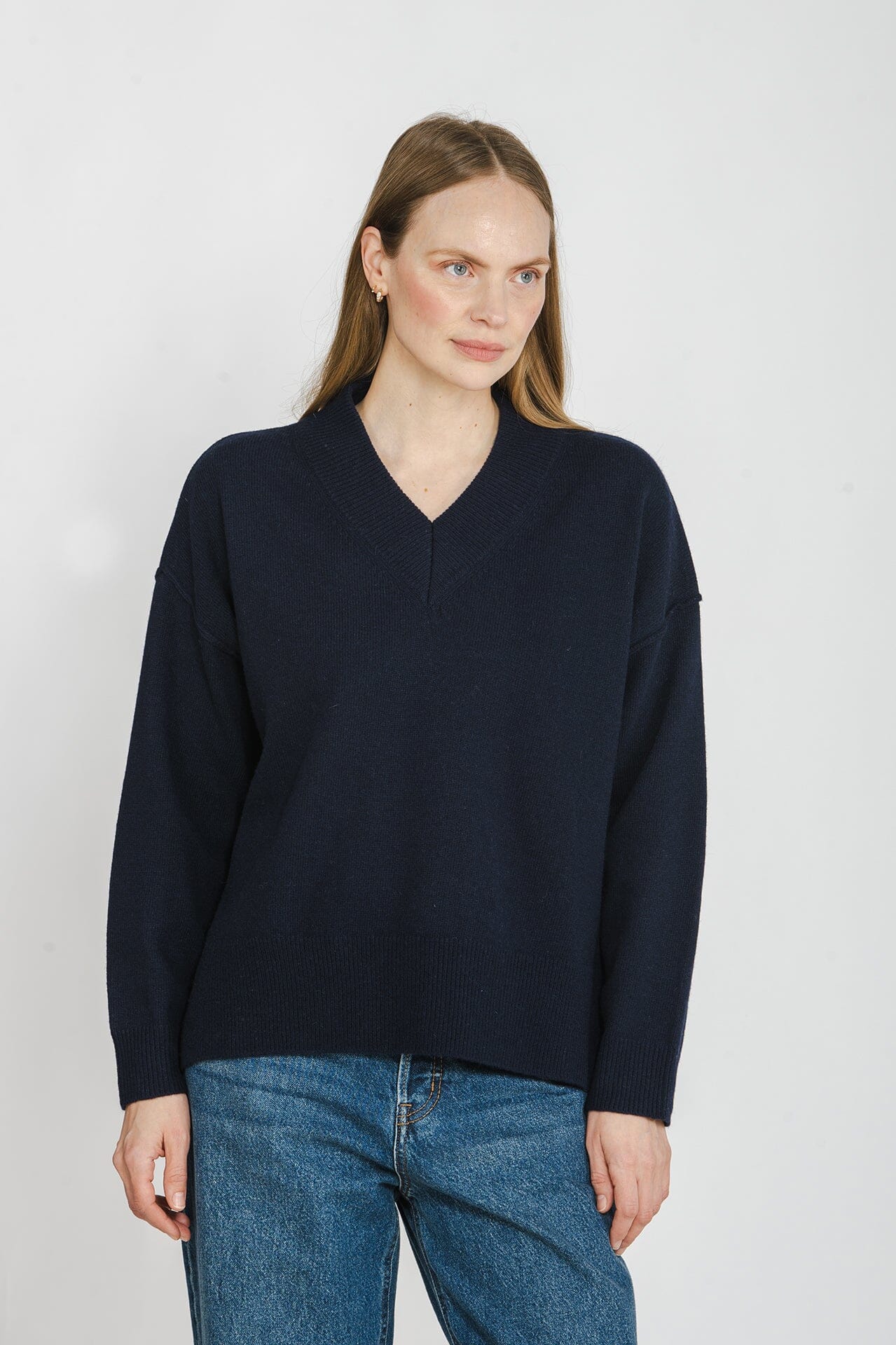 ArnieSays: Wilkins Dk Navy Genser