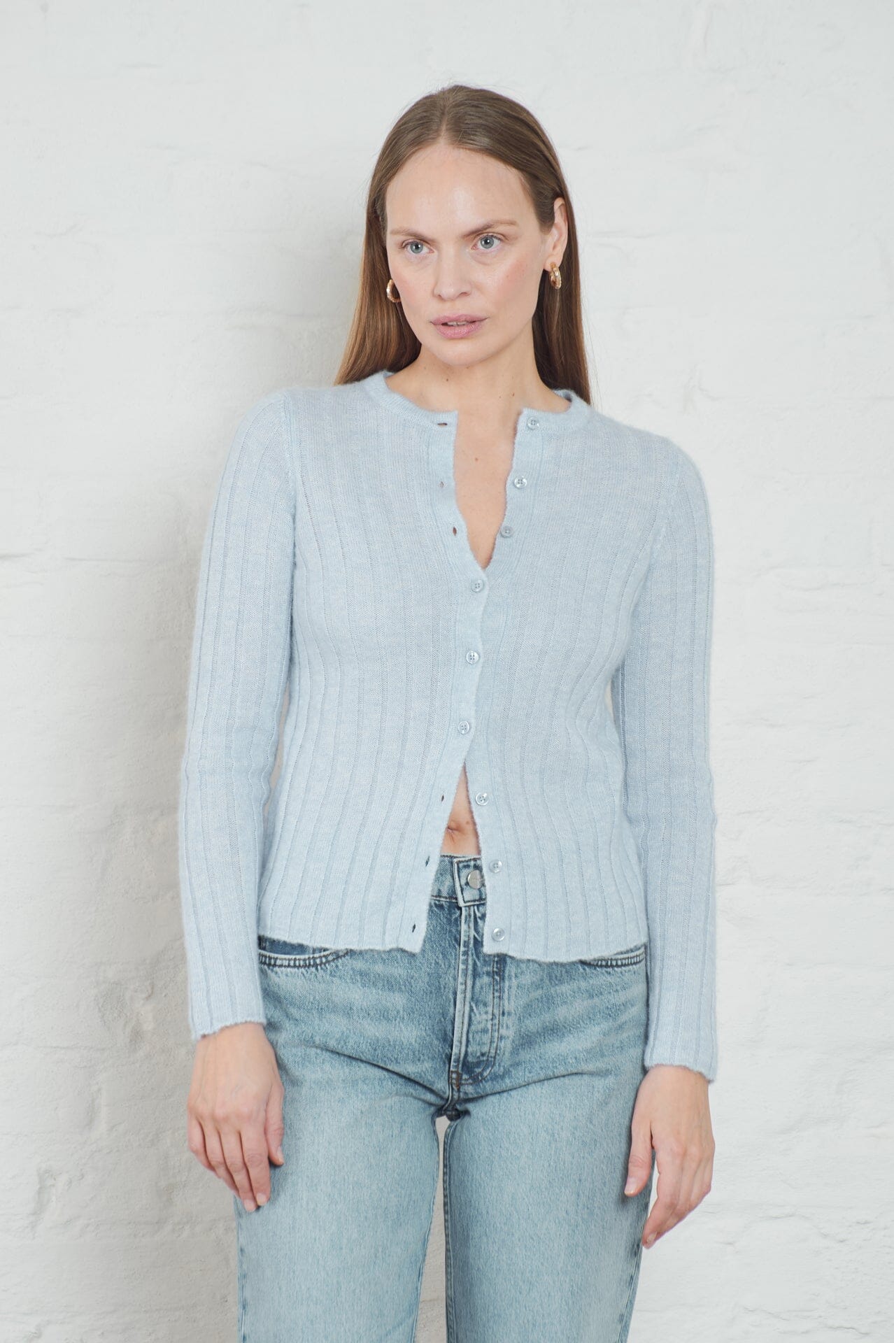 ArnieSays: Tati Ice Blue Genser