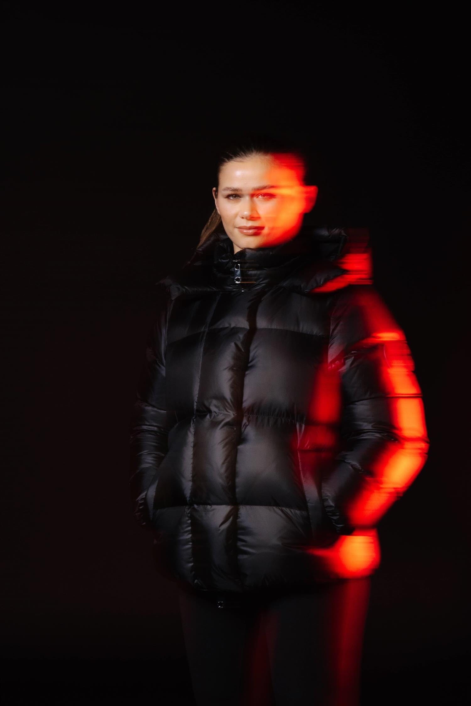 Monel Lucie Boxy Black Ytterplagg