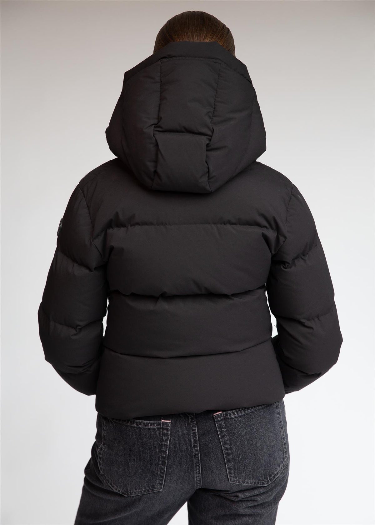 Monel Val Cenis Short Tech Black Ytterplagg