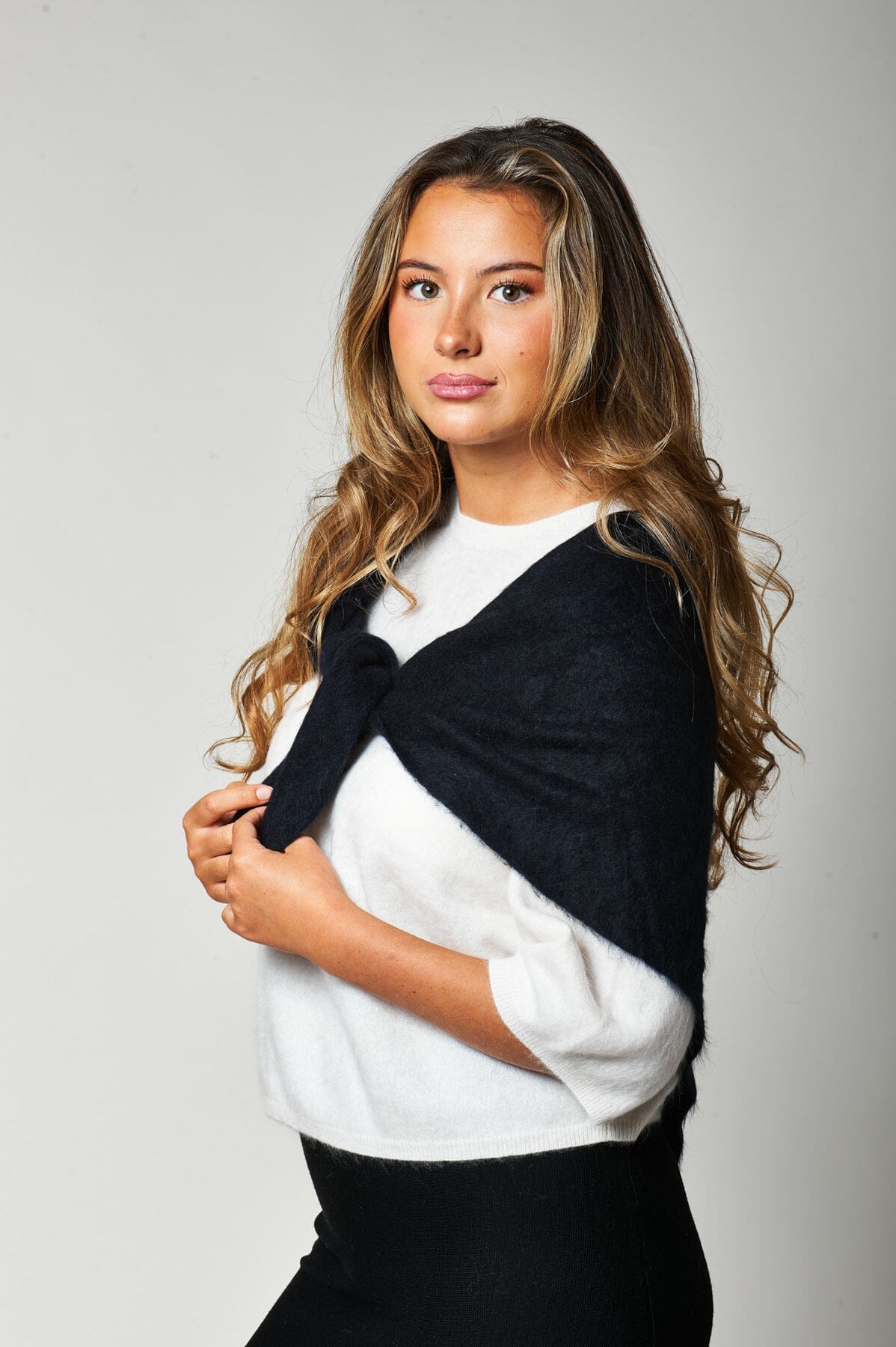Aurora Caren Cashmere Wrap Black Tilbehør