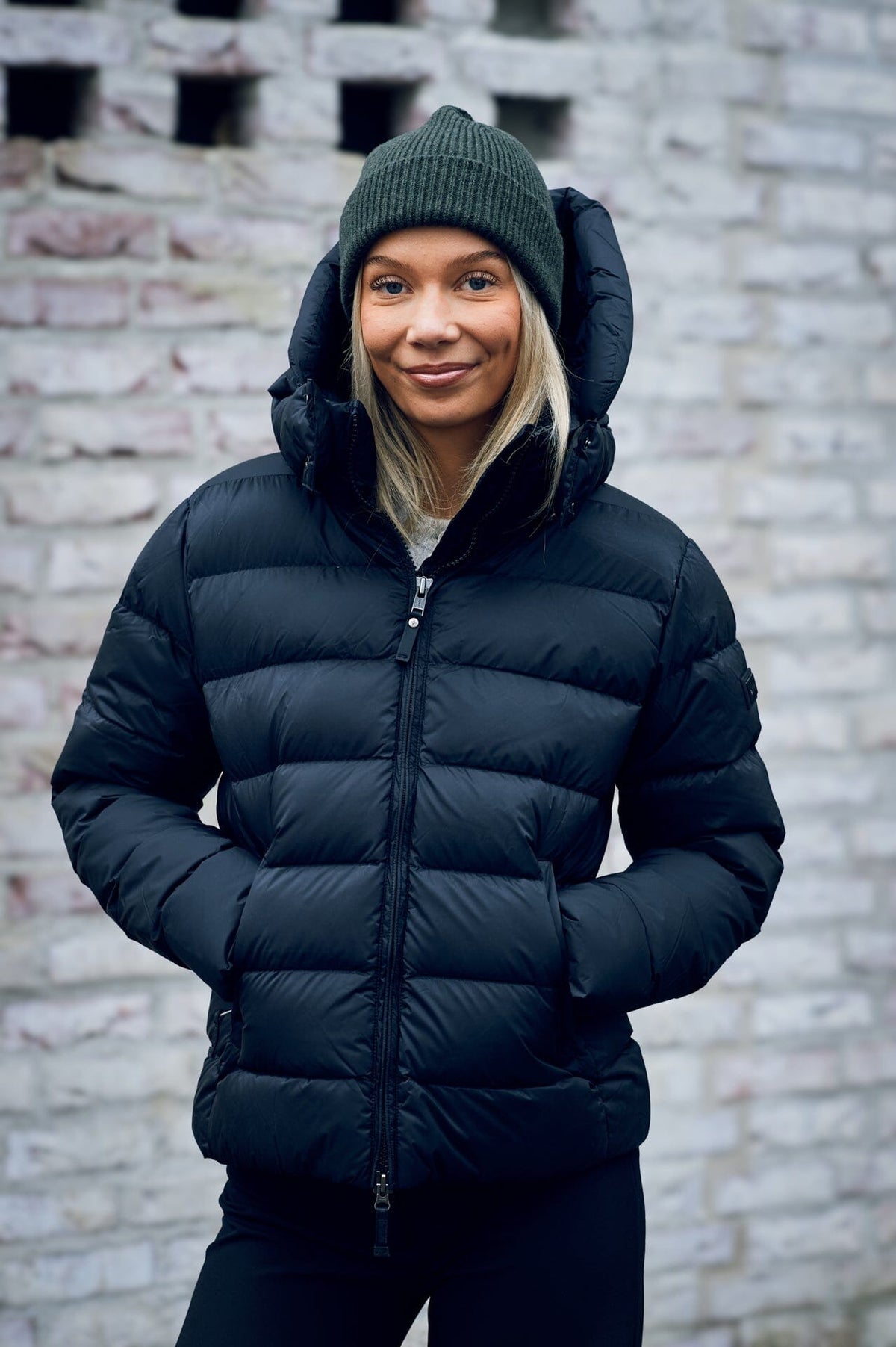 Cedrico Halley Short Jacket Black Ytterplagg