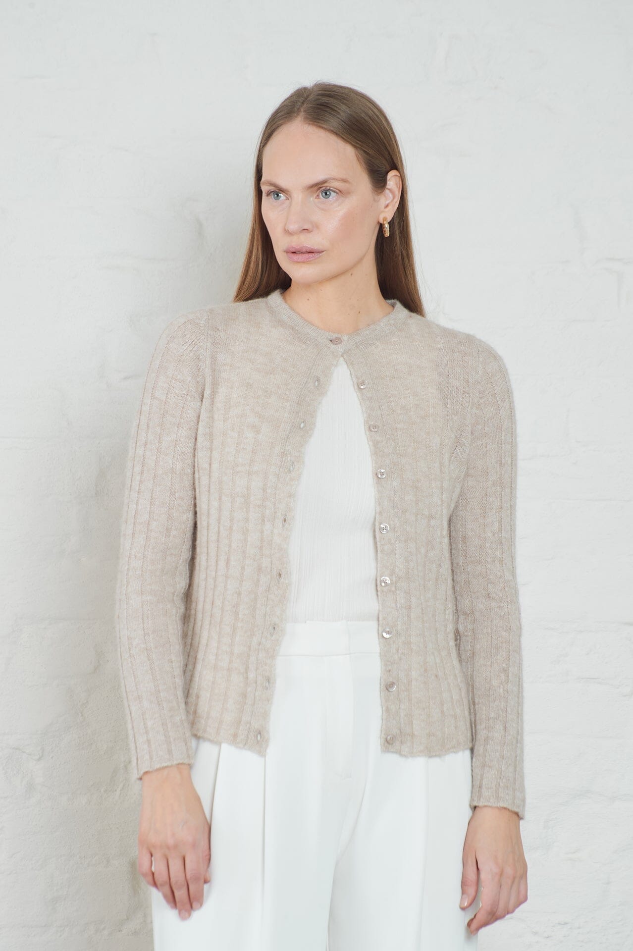ArnieSays: Tati Beige Genser