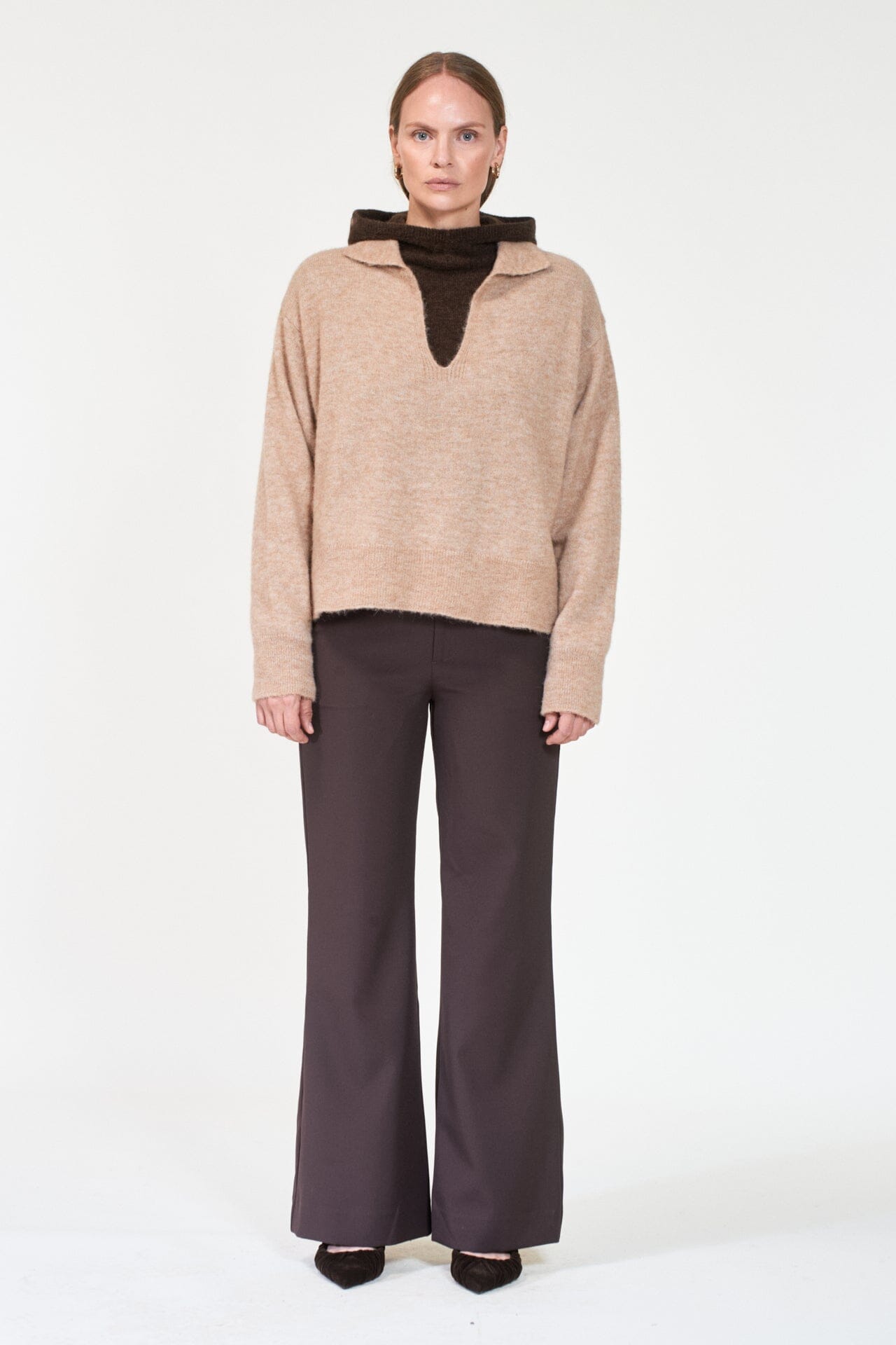 ArnieSays: LOWRY Beige Melange Genser