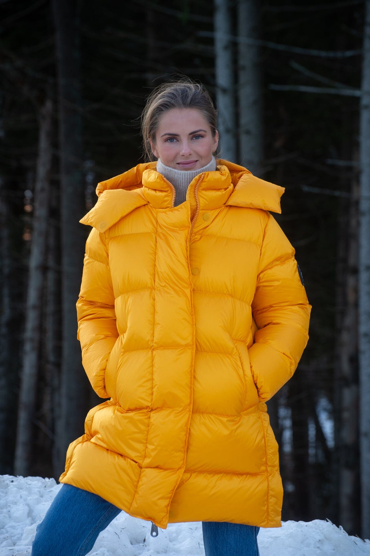 Monel Lucie Boxy Mid Royal Yellow Ytterplagg