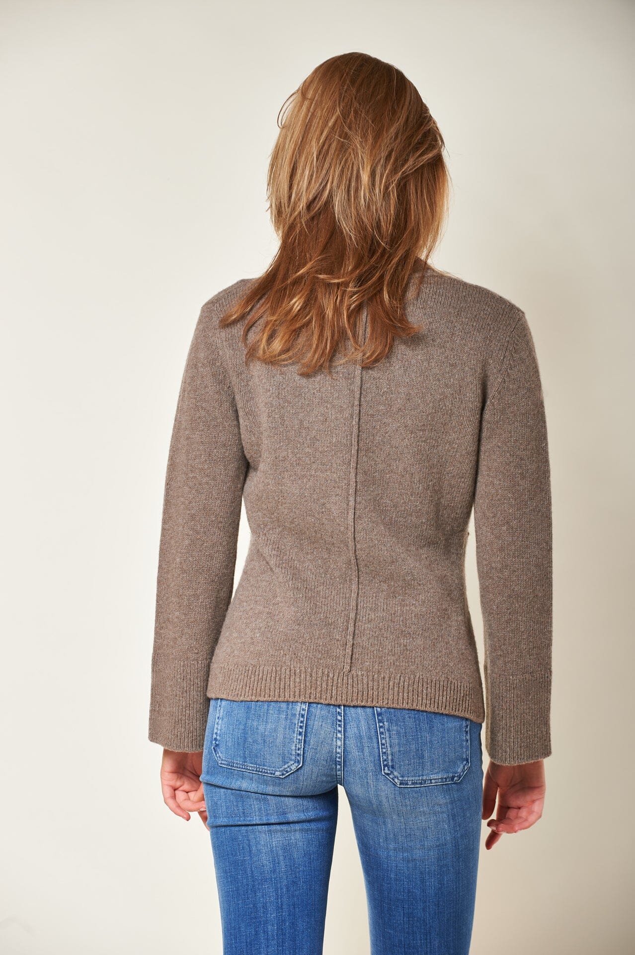 ArnieSays: Tate Taupe Genser