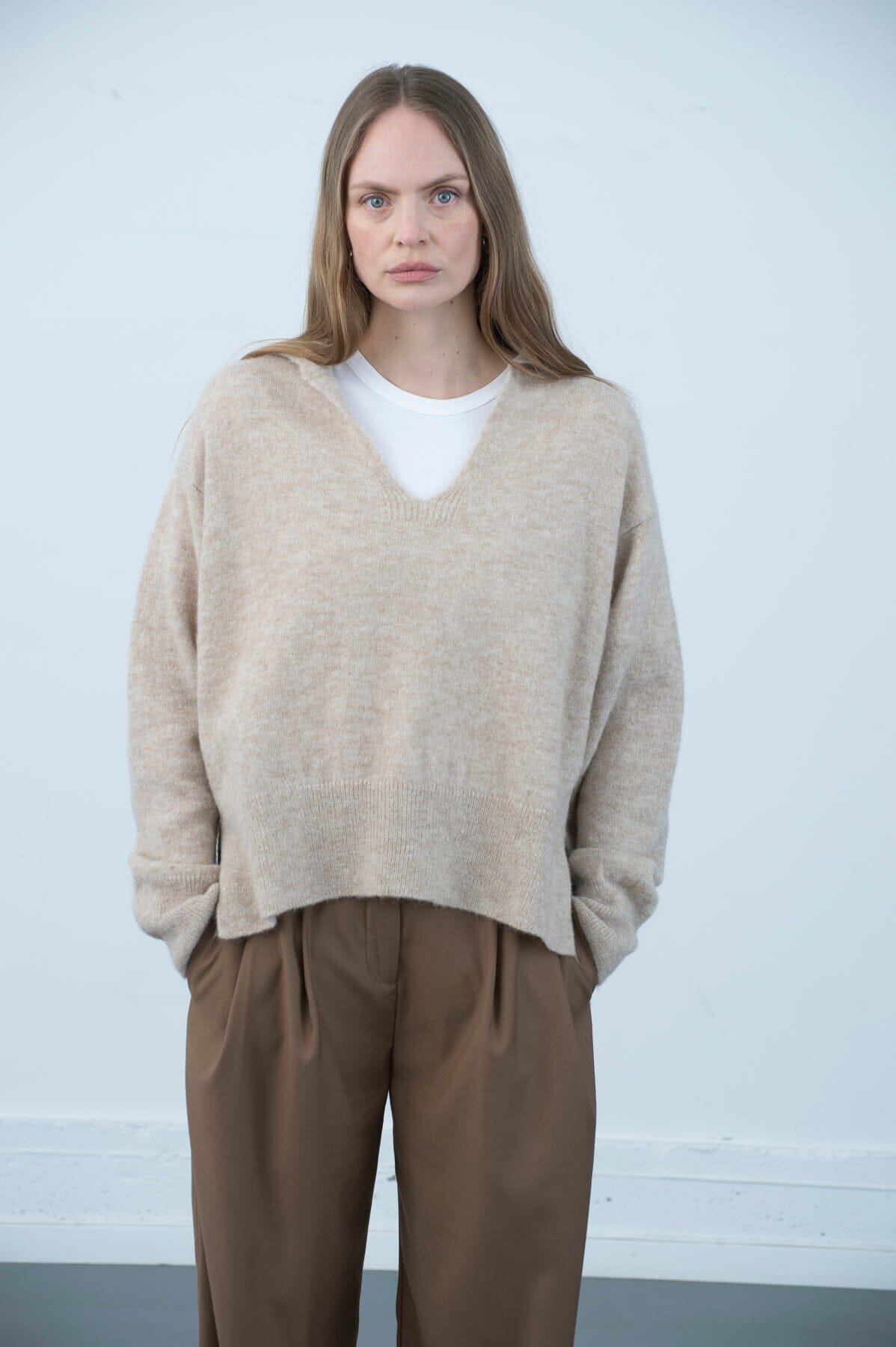 ArnieSays: LOWRY Lt Beige Melange Genser