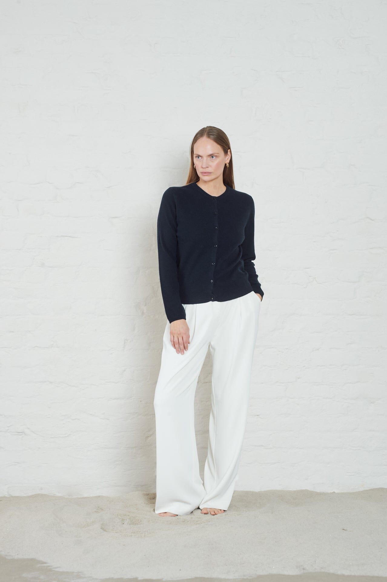 ArnieSays: Calais Dk Navy Genser