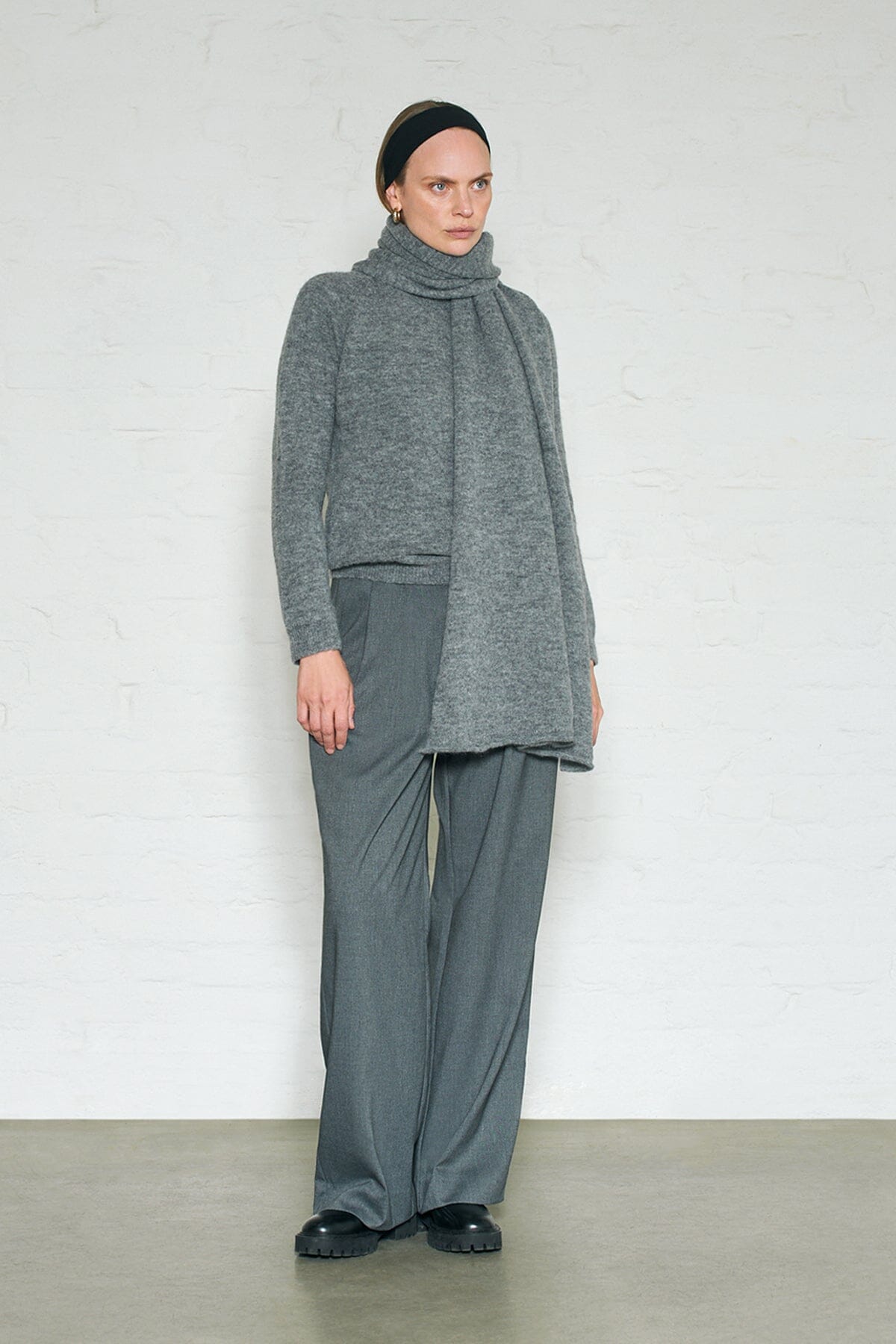 ArnieSays: Fiona Dk Grey Melange Genser