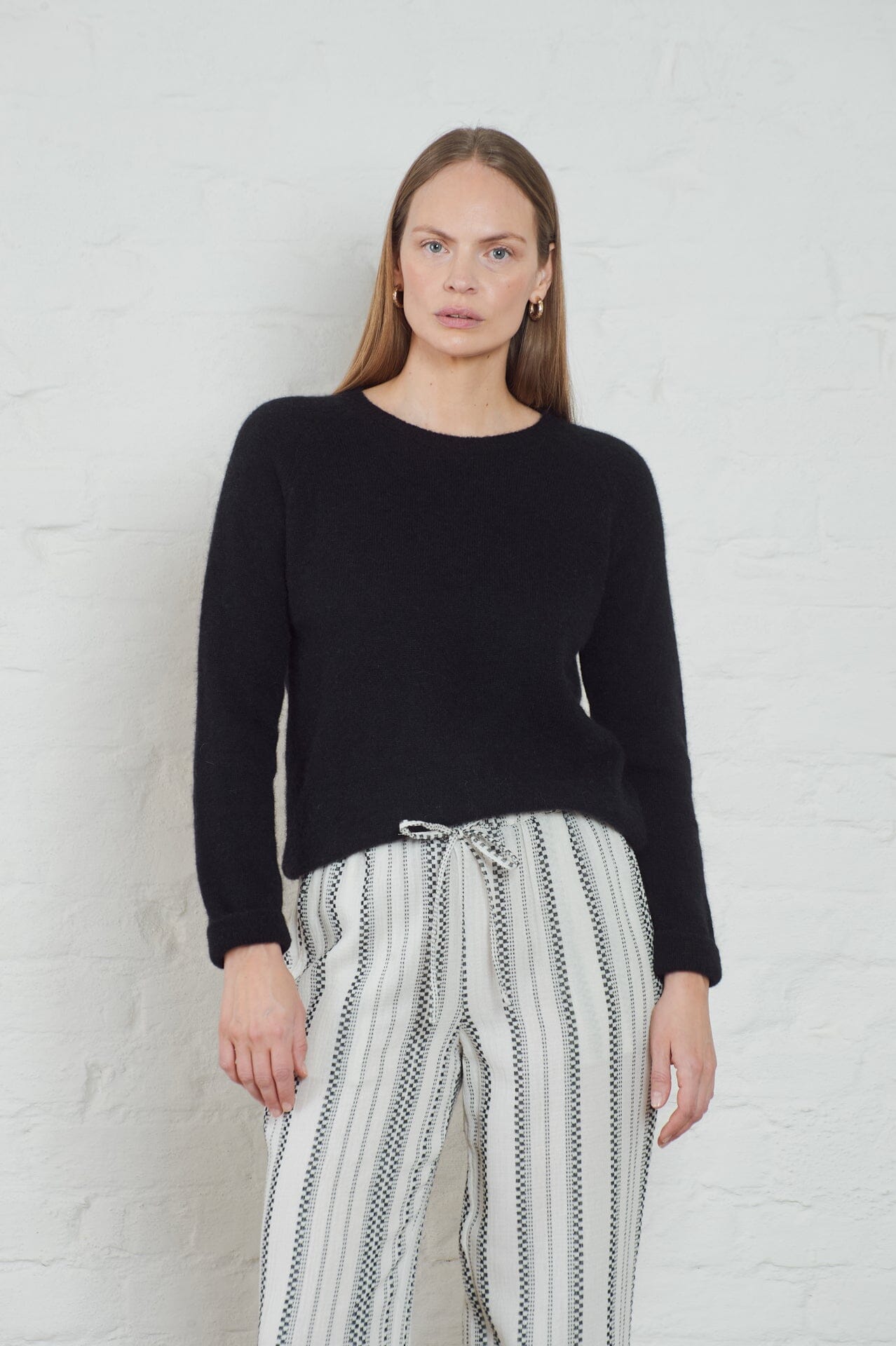 ArnieSays: Fiona Summer Black Genser