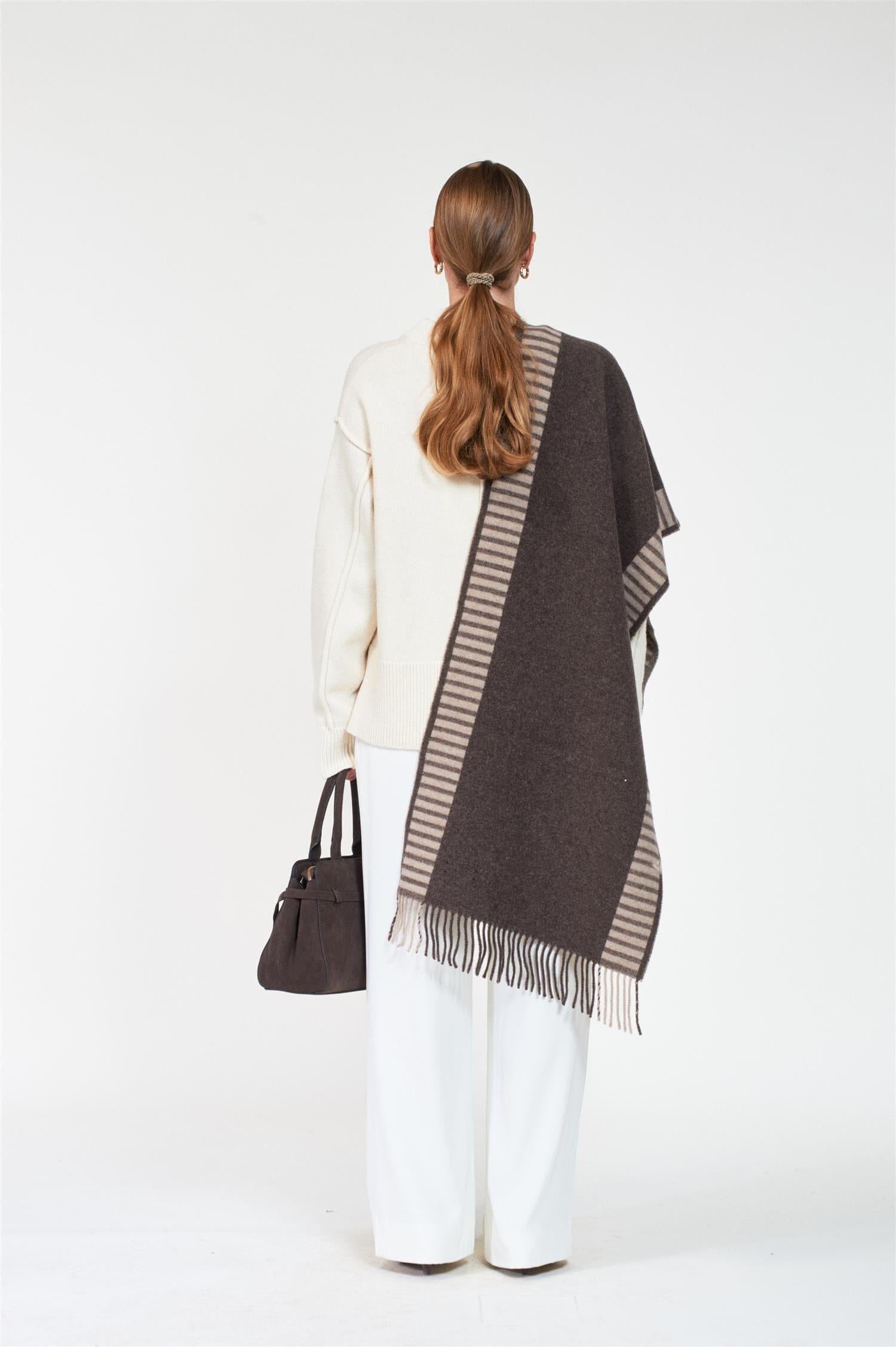 ArnieSays: SIGNATURE Dk Brown Melange Tilbehør