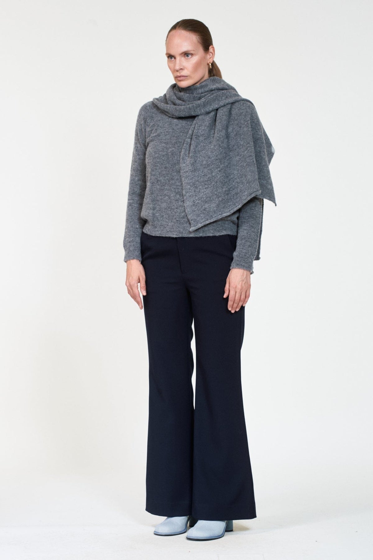 ArnieSays: FIONA Dk Grey Melange Genser