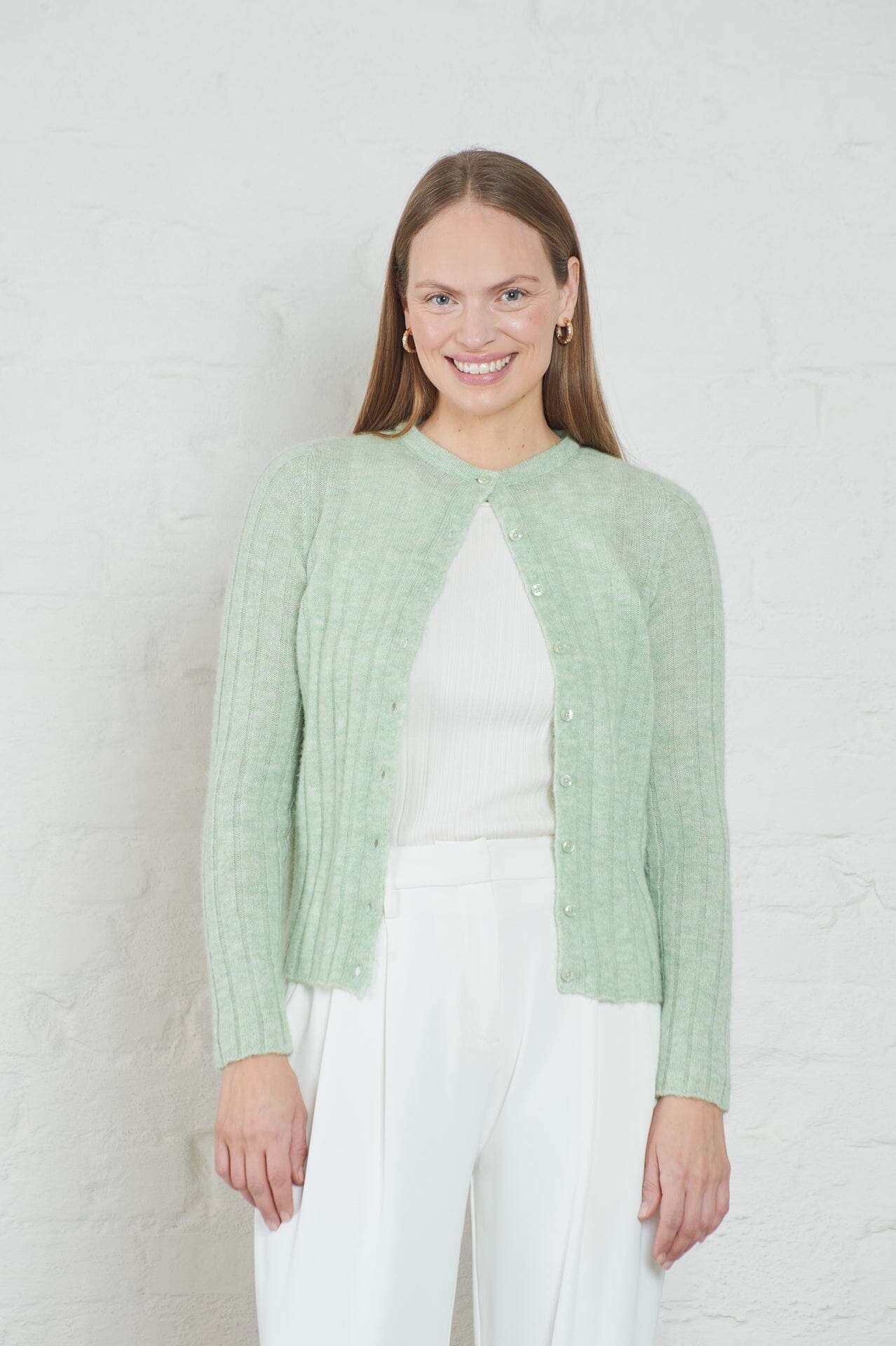 ArnieSays: Tati Soft Green Genser