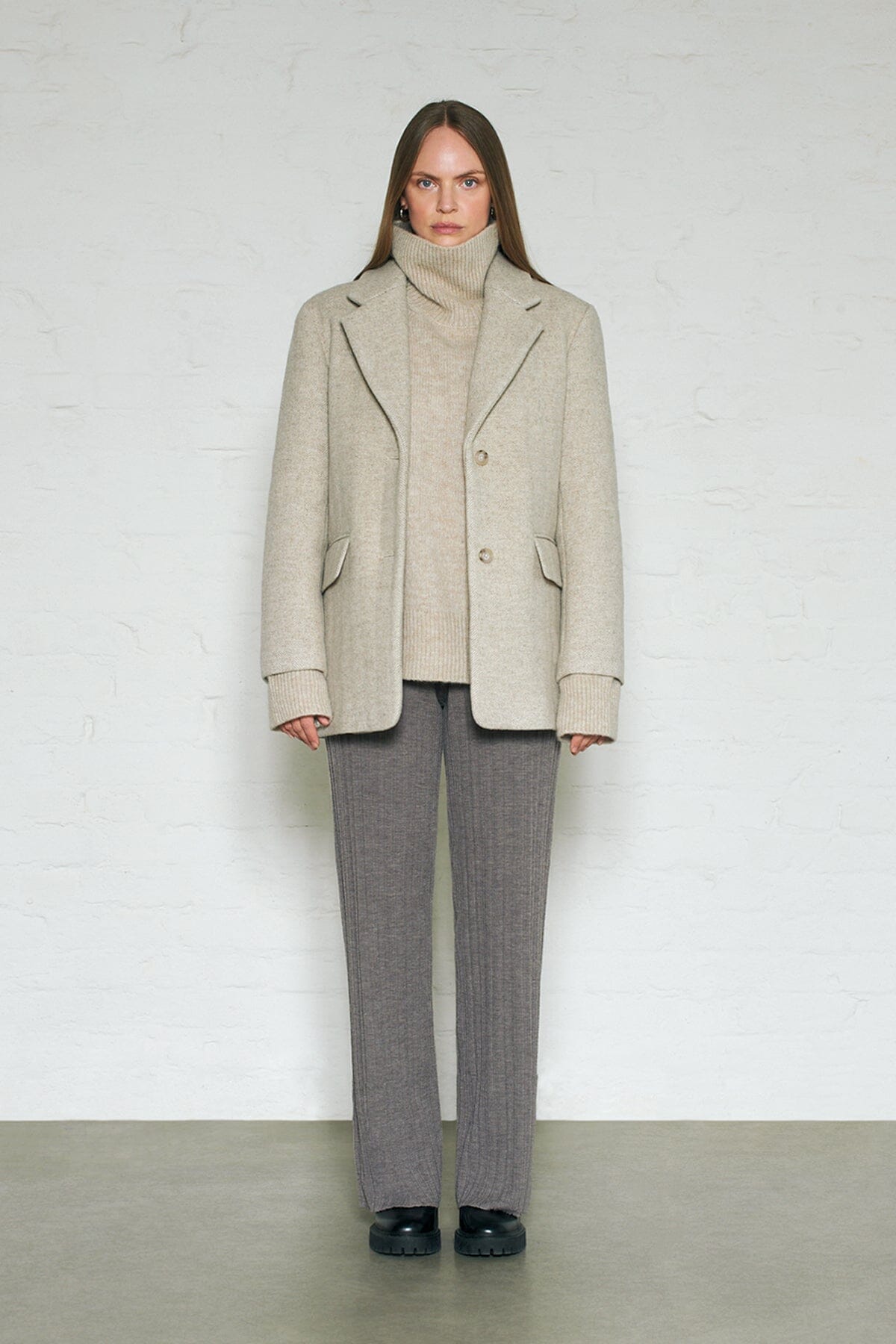 ArnieSays: Sawyer Herringbone Beige Jakke