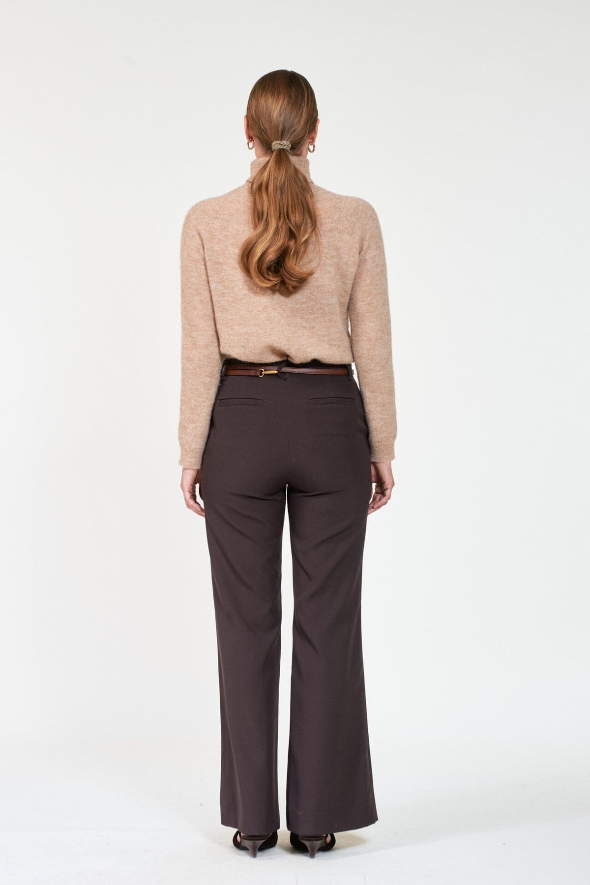 ArnieSays: MIA Beige Melange Genser